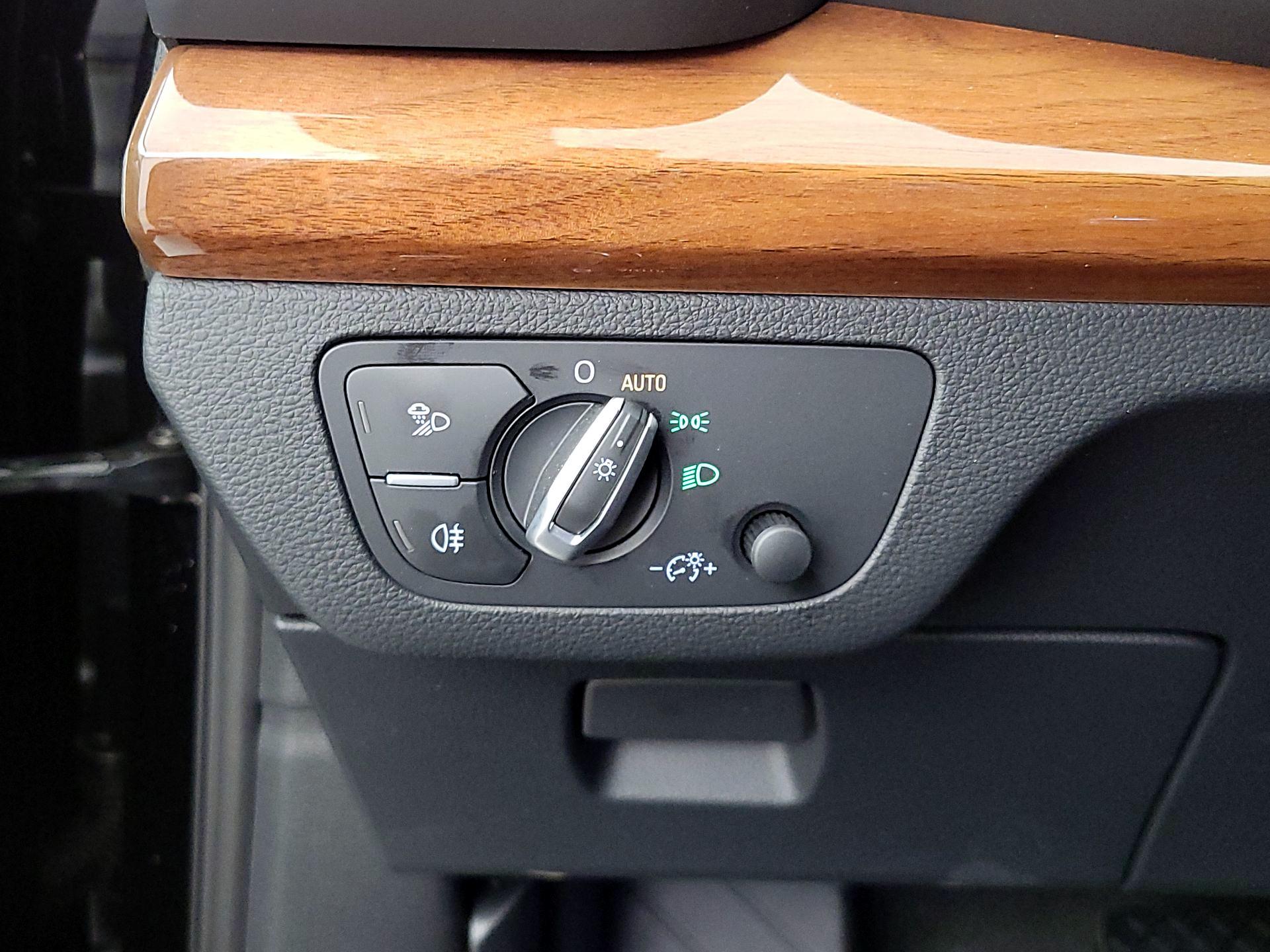 Thumbnail: 2023 Audi Q5 - 13