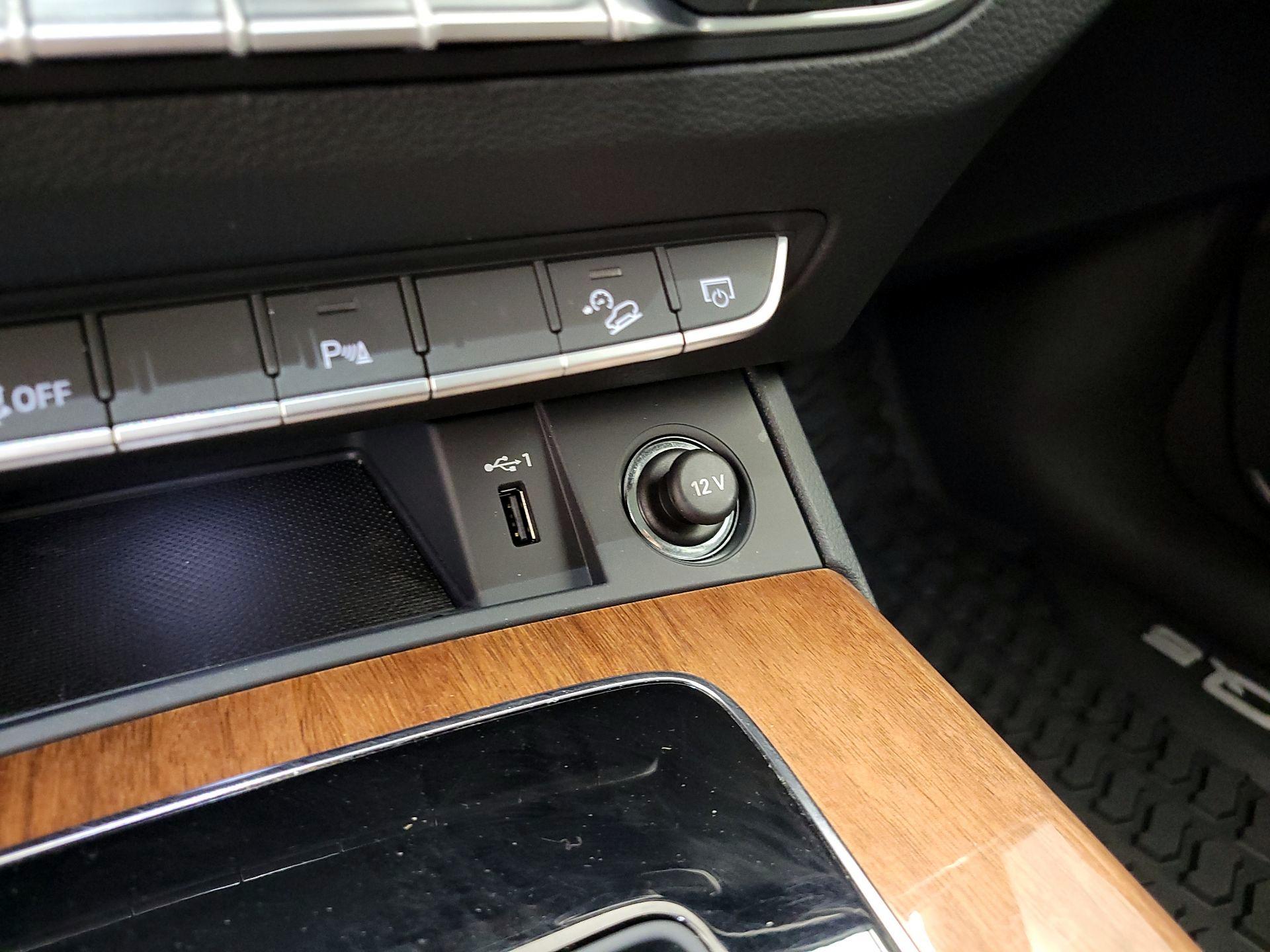 Thumbnail: 2023 Audi Q5 - 18