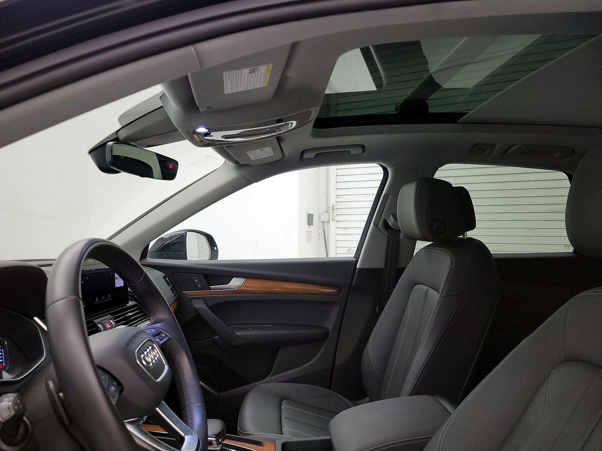 Thumbnail: 2023 Audi Q5 - 19