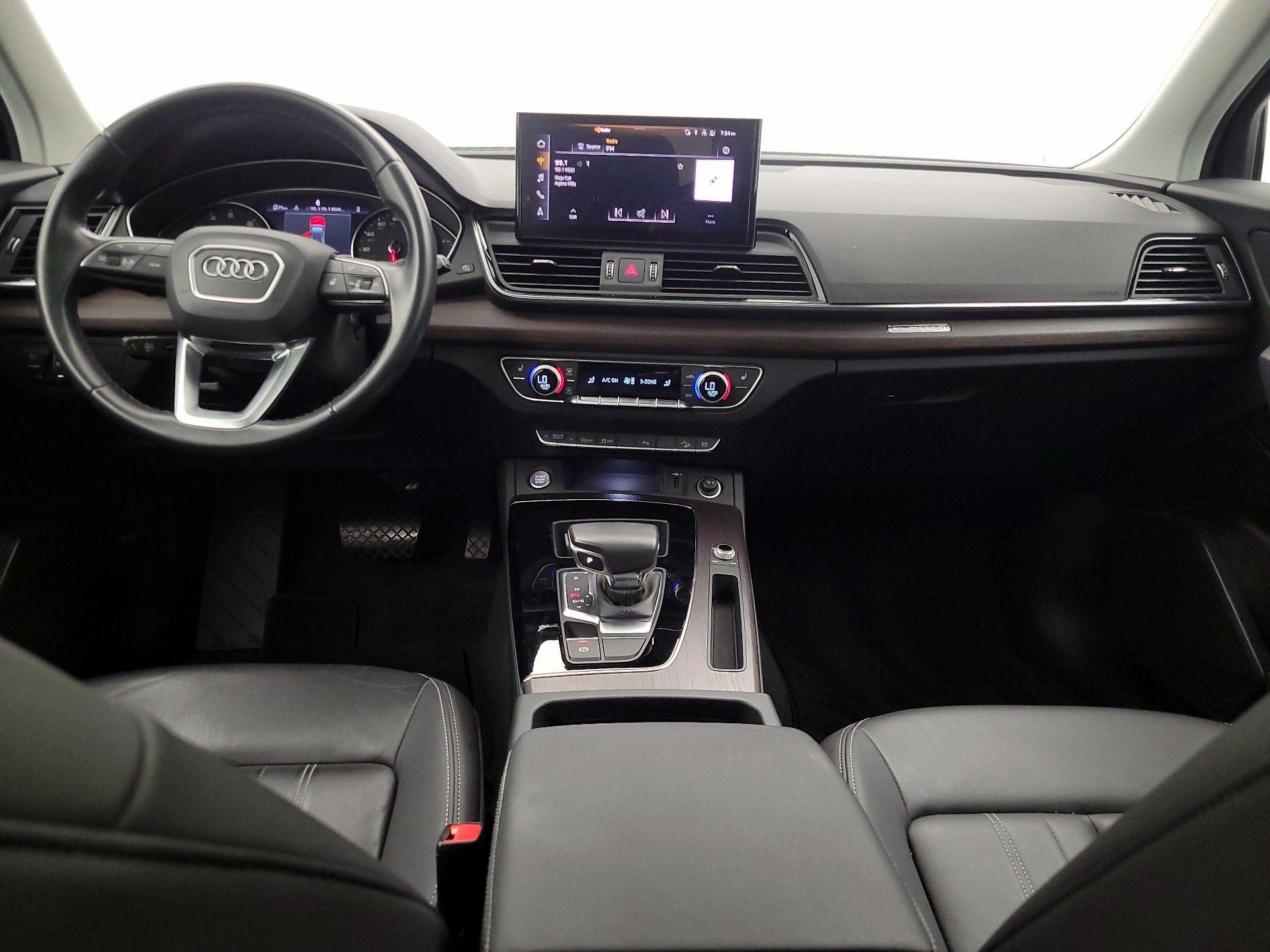 Thumbnail: 2023 Audi Q5 - 9