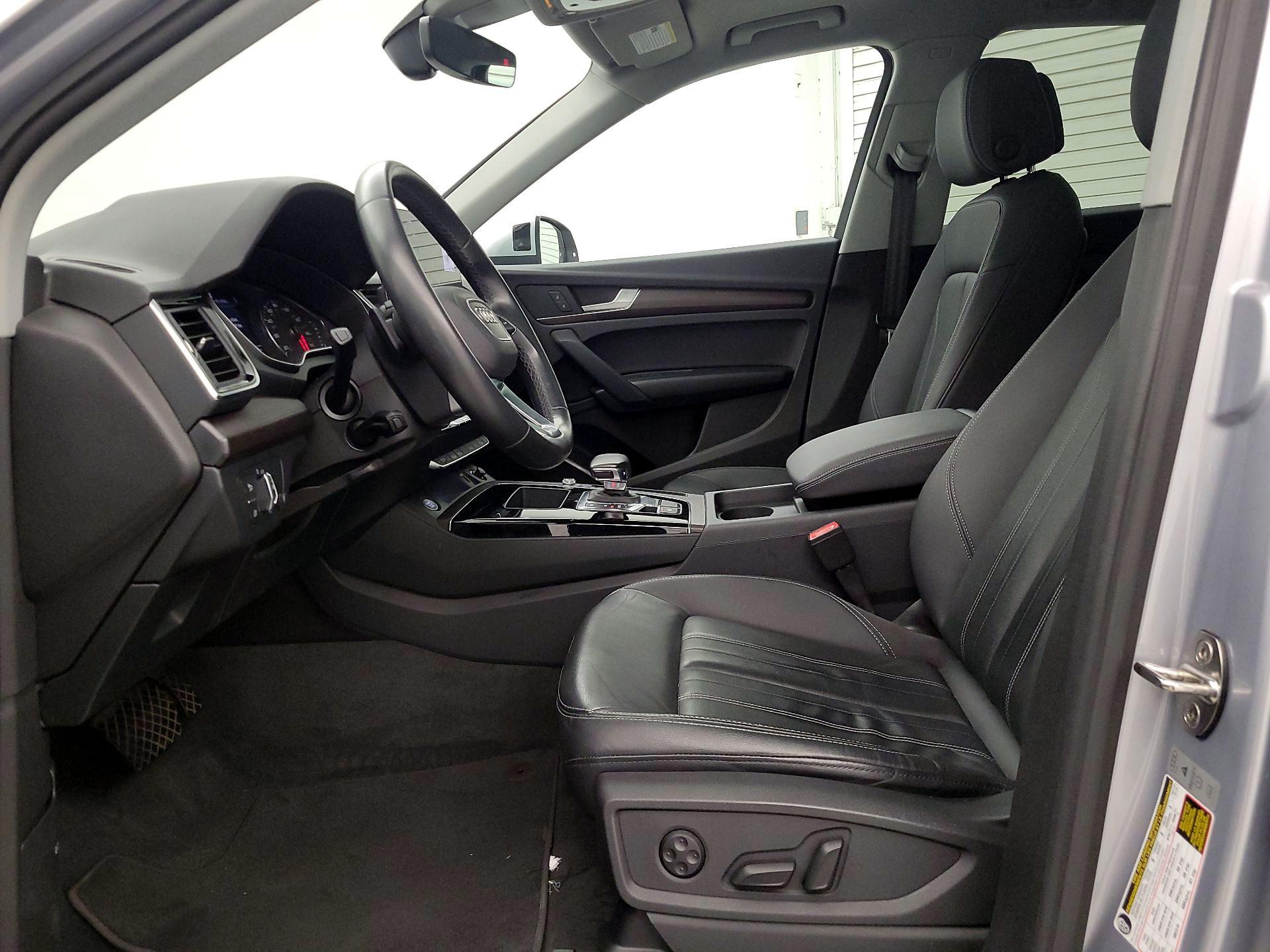 Thumbnail: 2023 Audi Q5 - 11