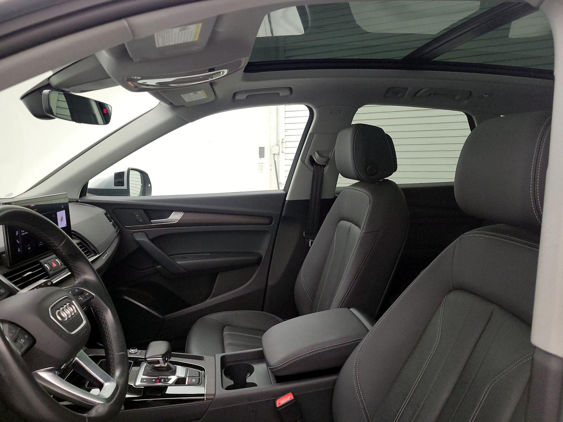 Thumbnail: 2023 Audi Q5 - 19