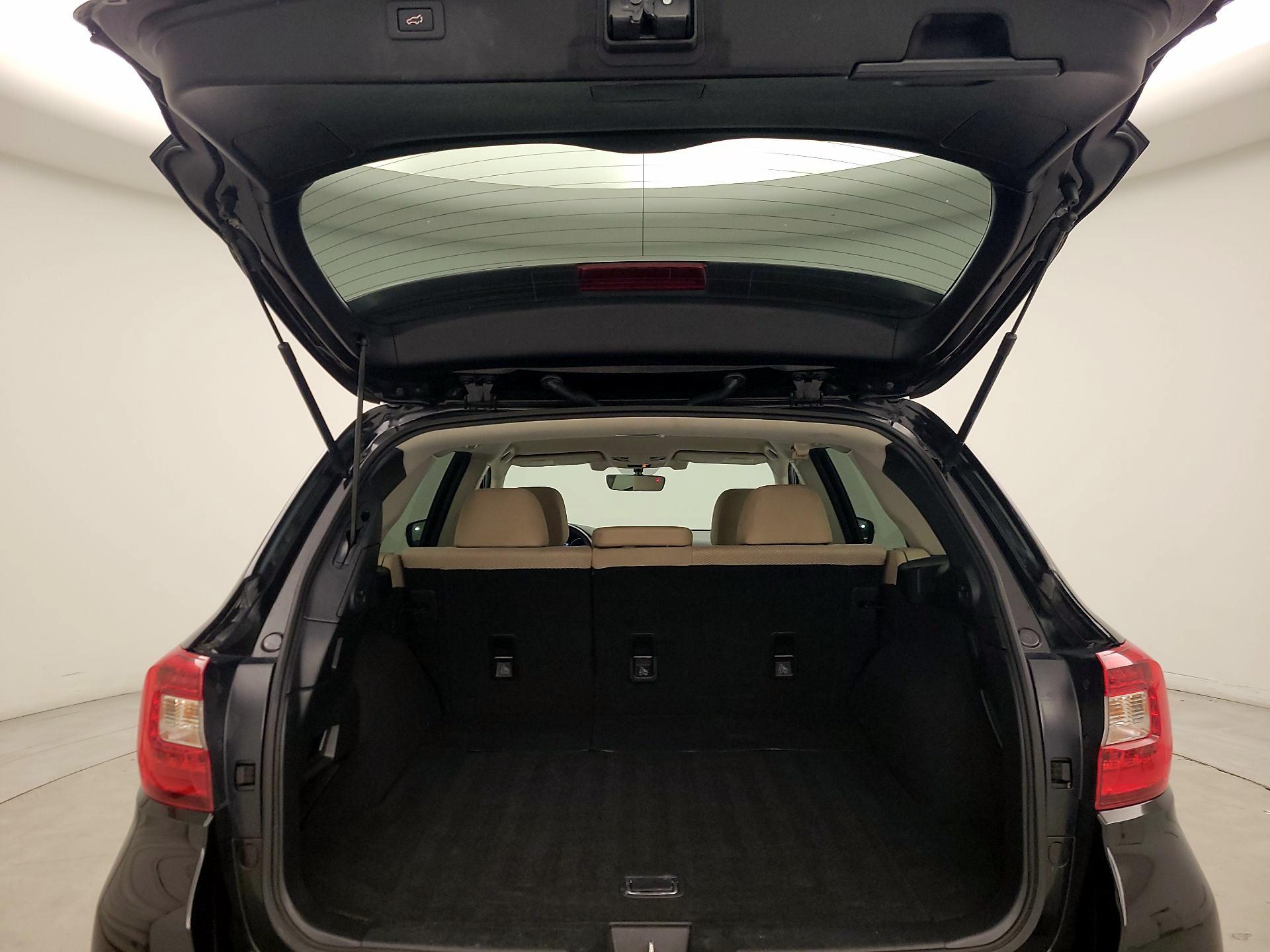 Thumbnail: 2018 Subaru Outback - 20