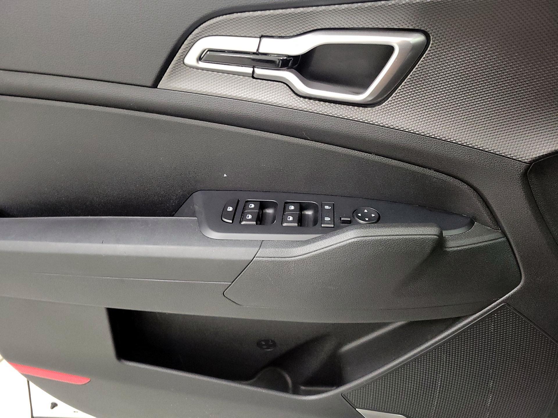 Thumbnail: 2024 Kia Sportage - 12