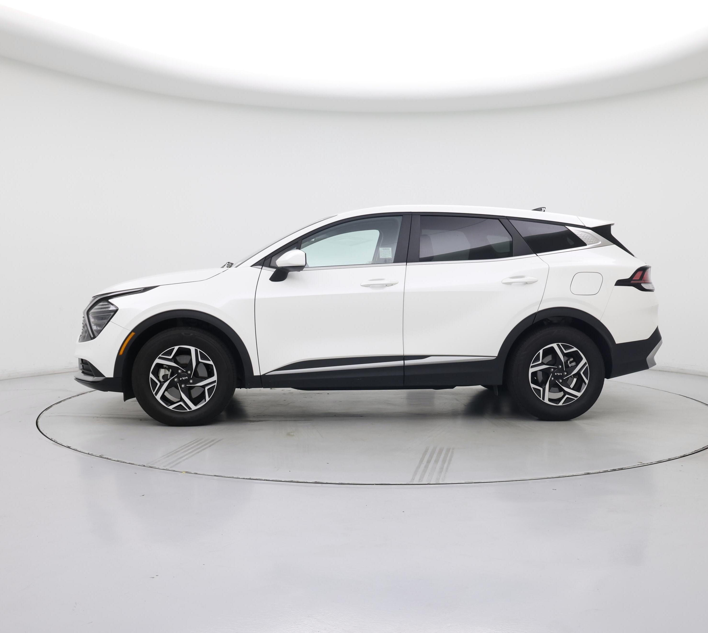 Thumbnail: 2024 Kia Sportage - 3