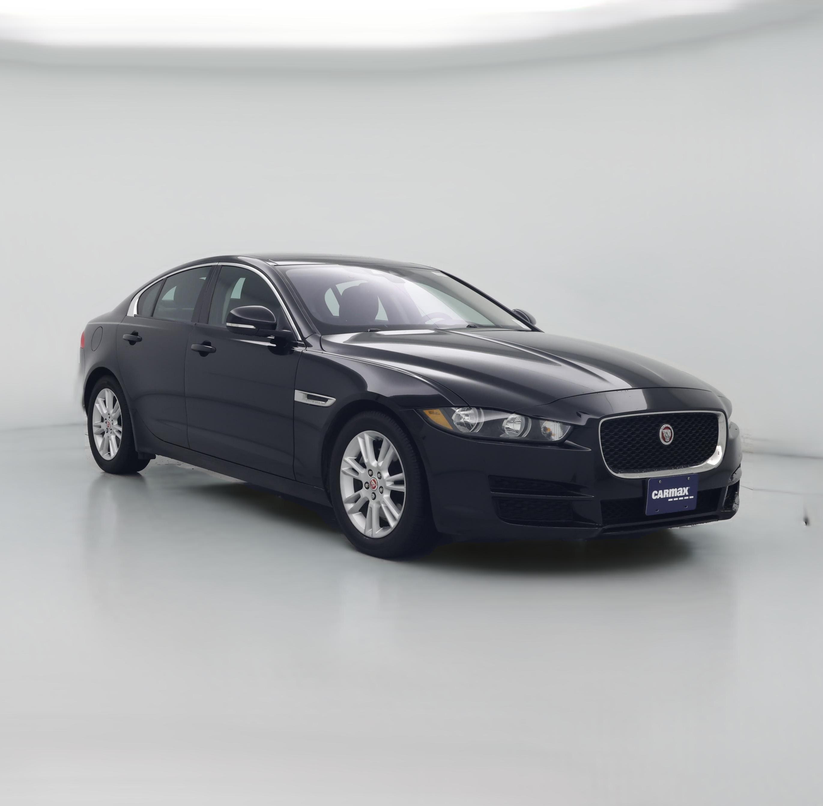 Thumbnail: 2018 Jaguar XE - 1