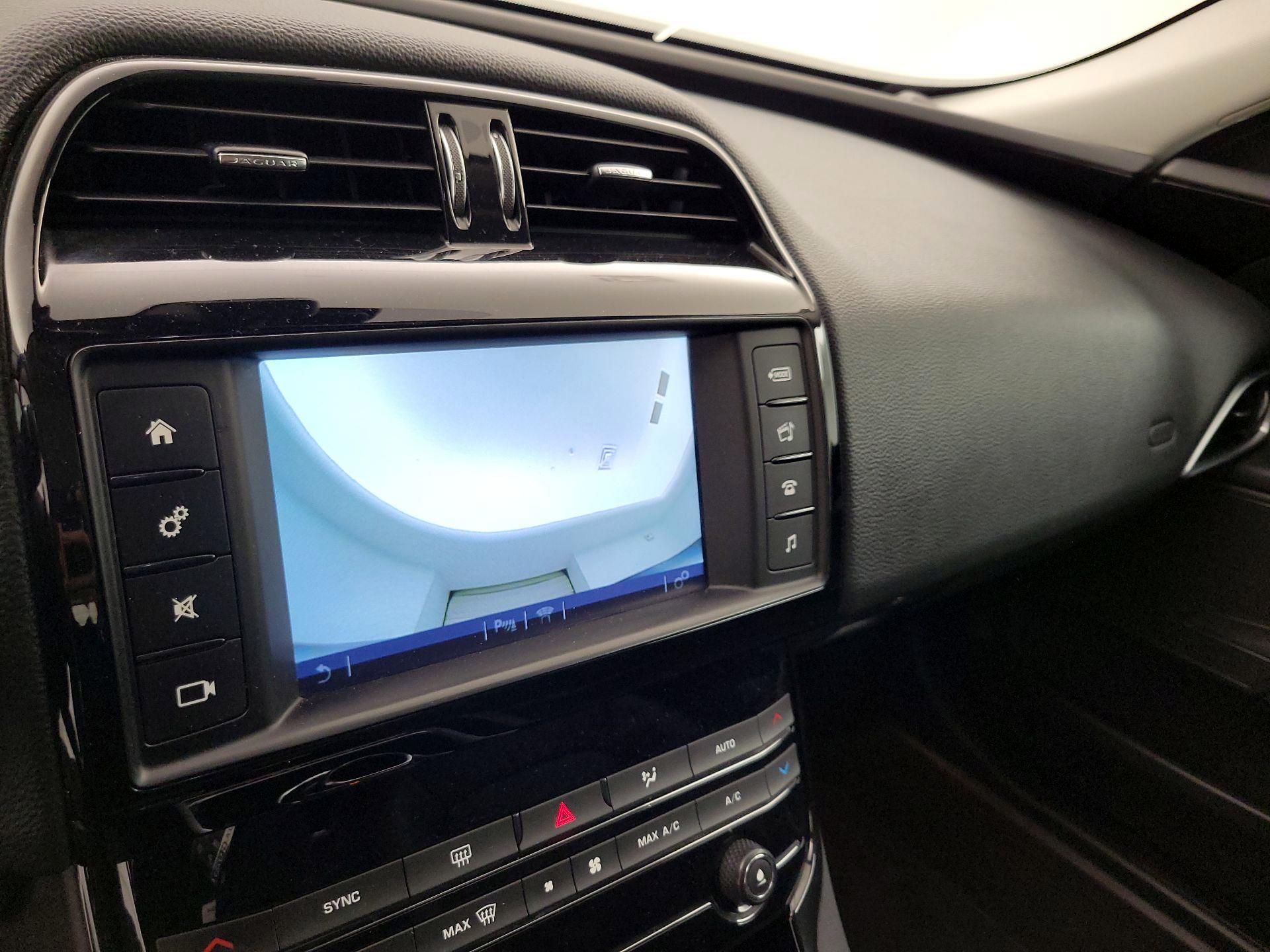 Thumbnail: 2018 Jaguar XE - 14