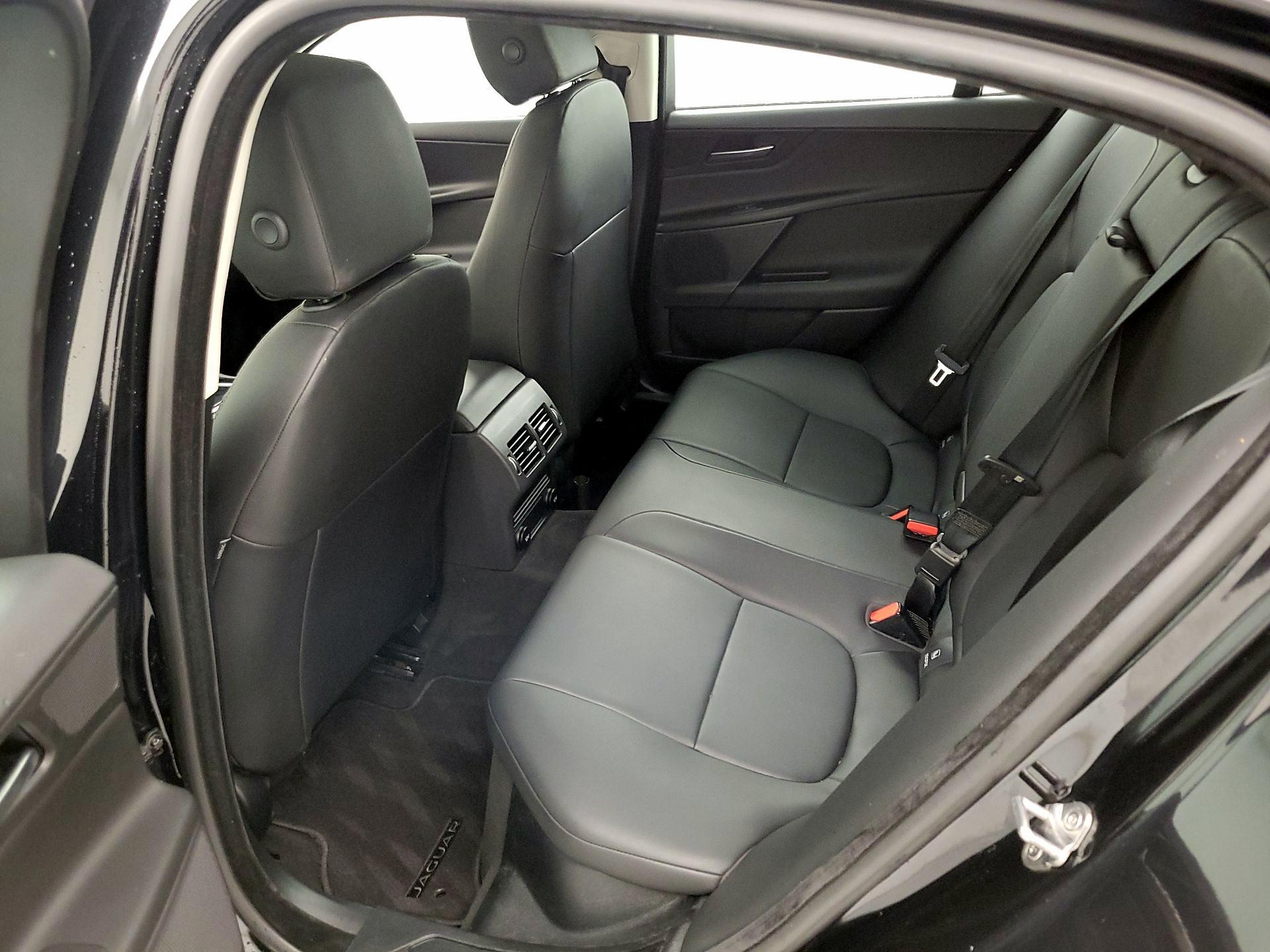 Thumbnail: 2018 Jaguar XE - 18