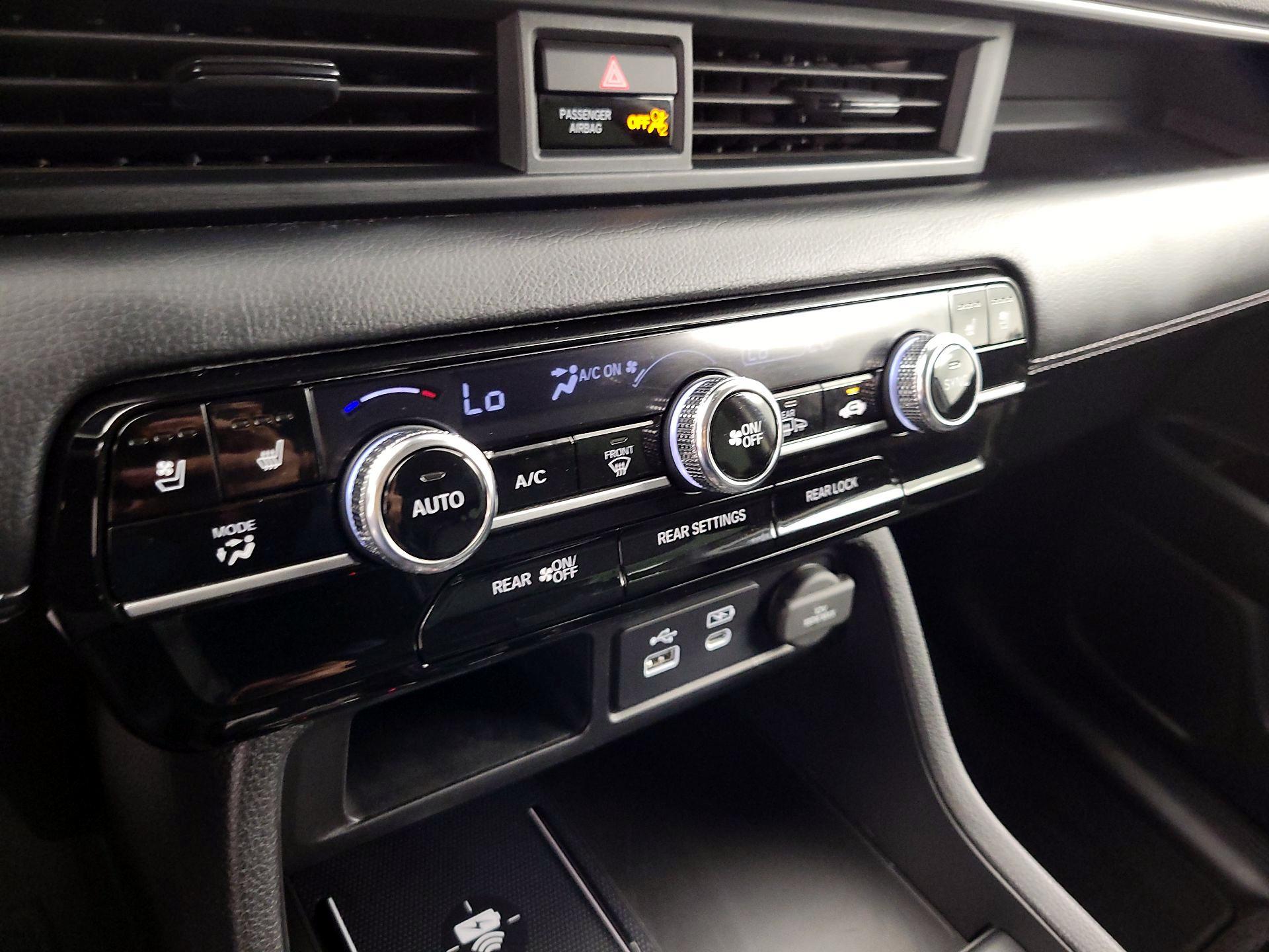 Thumbnail: 2024 Honda Pilot - 16