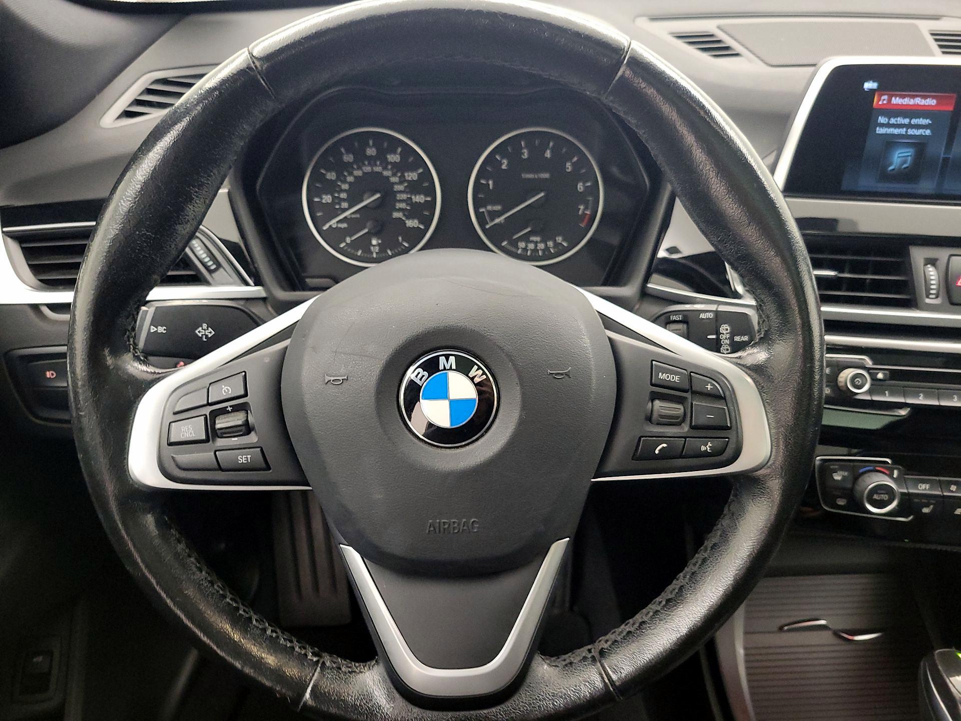 Thumbnail: 2018 BMW X1 - 10