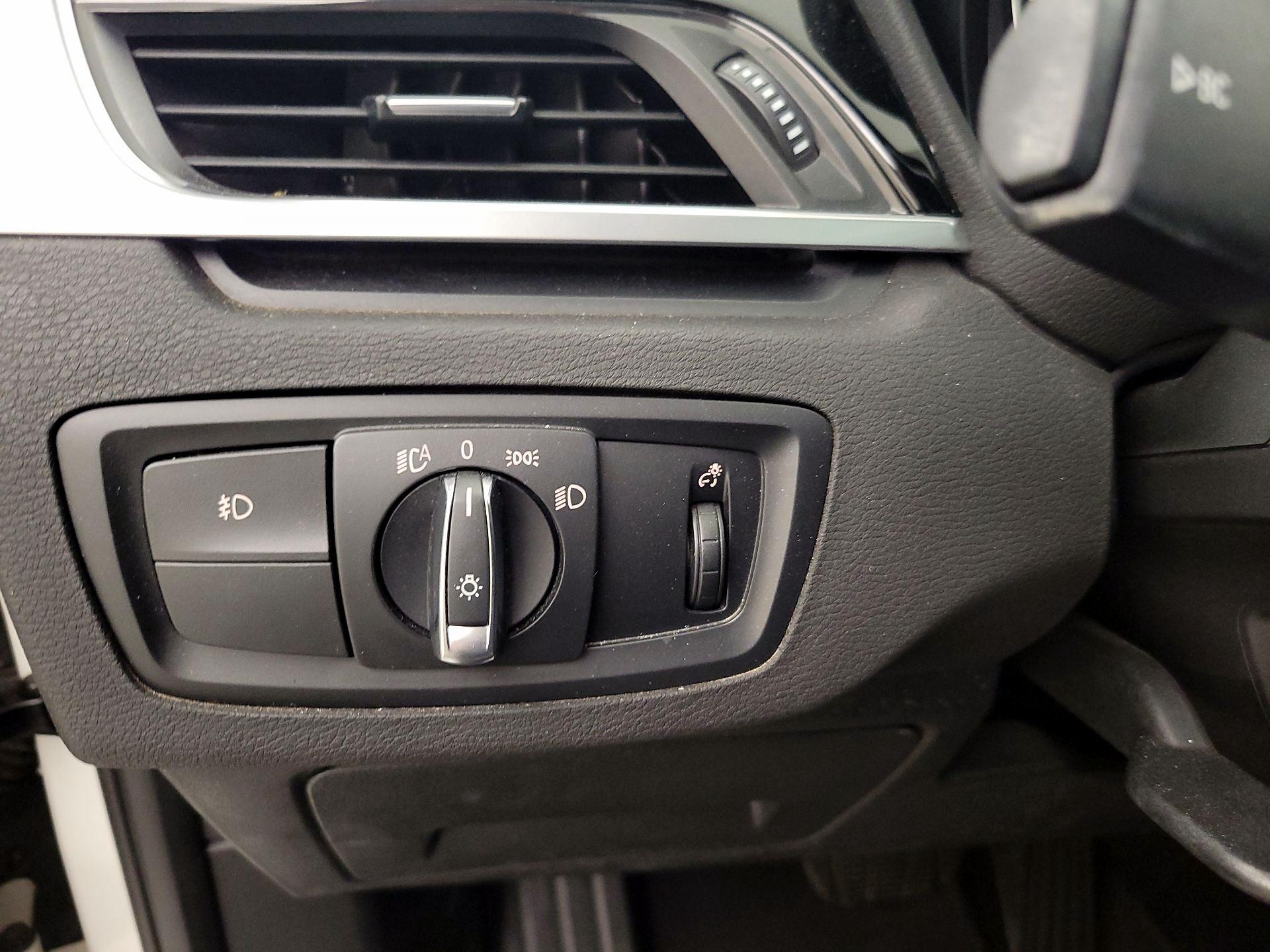 Thumbnail: 2018 BMW X1 - 13