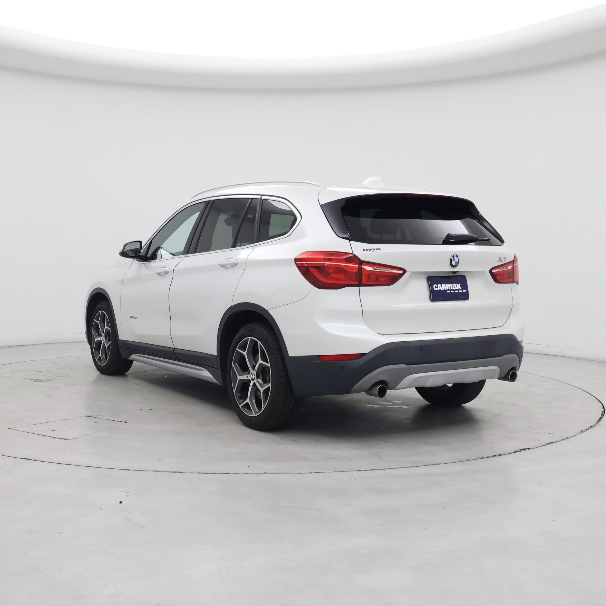 Thumbnail: 2018 BMW X1 - 2