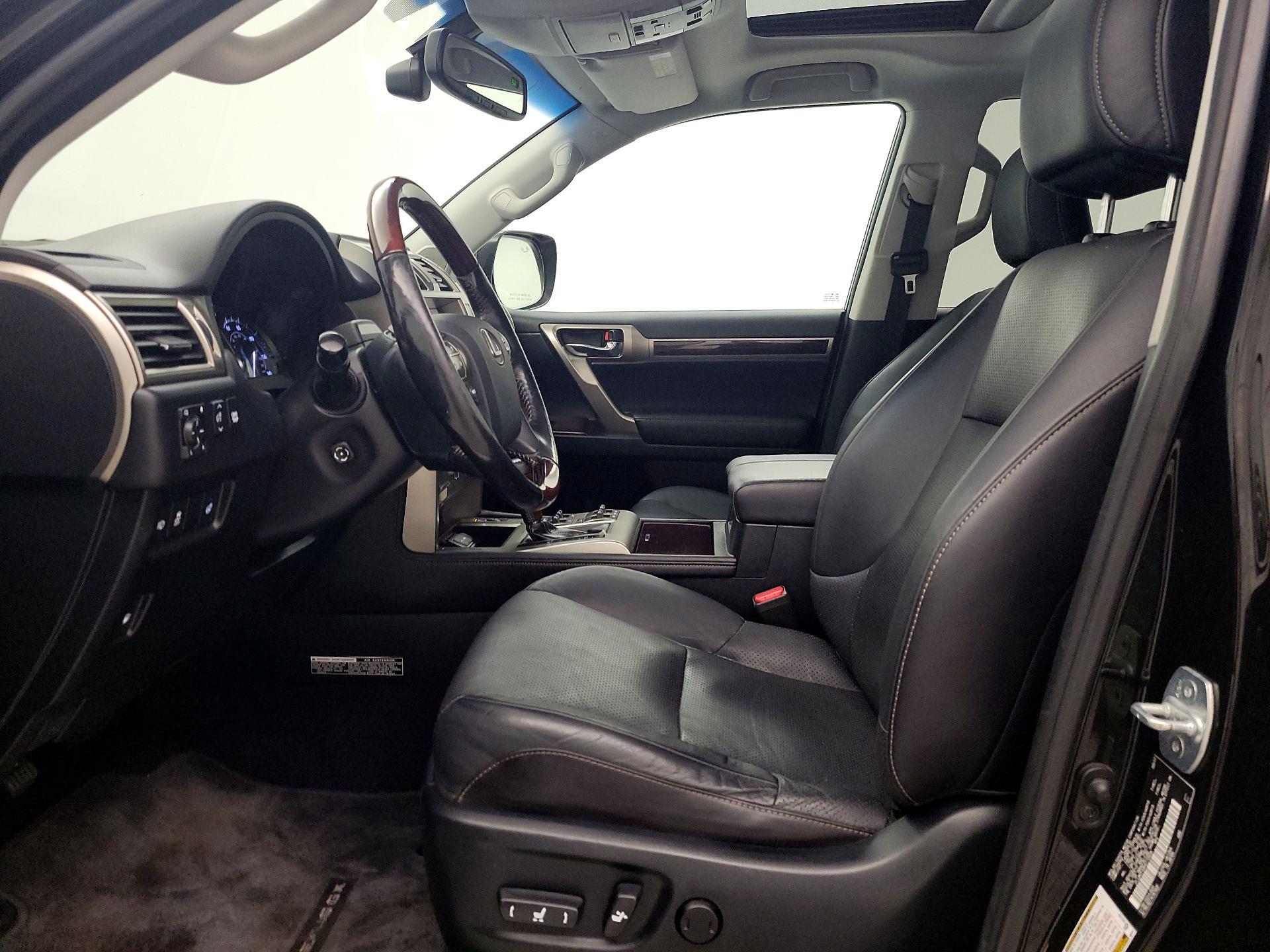 Thumbnail: 2017 Lexus GX - 11