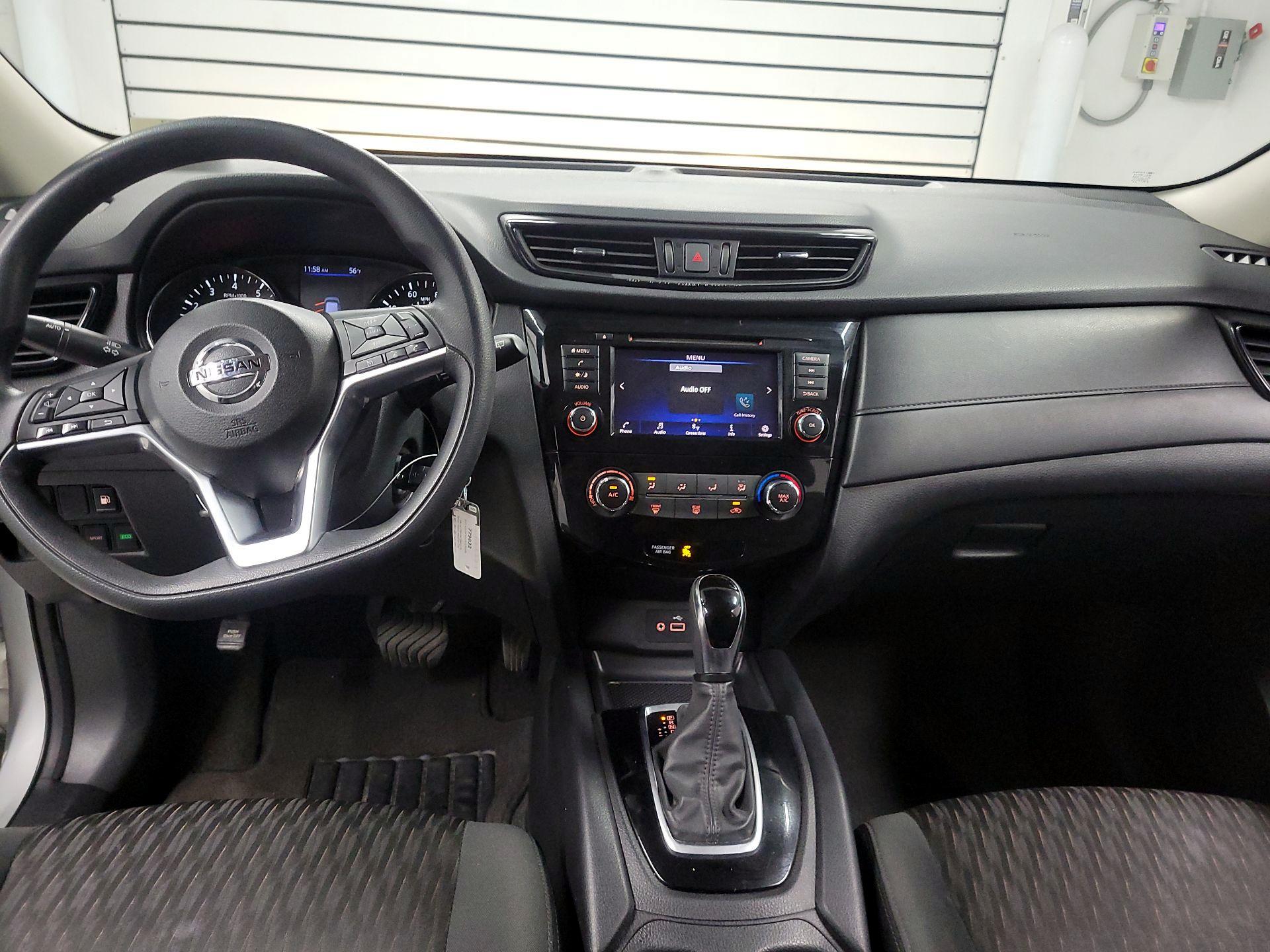 Thumbnail: 2019 Nissan Rogue - 9