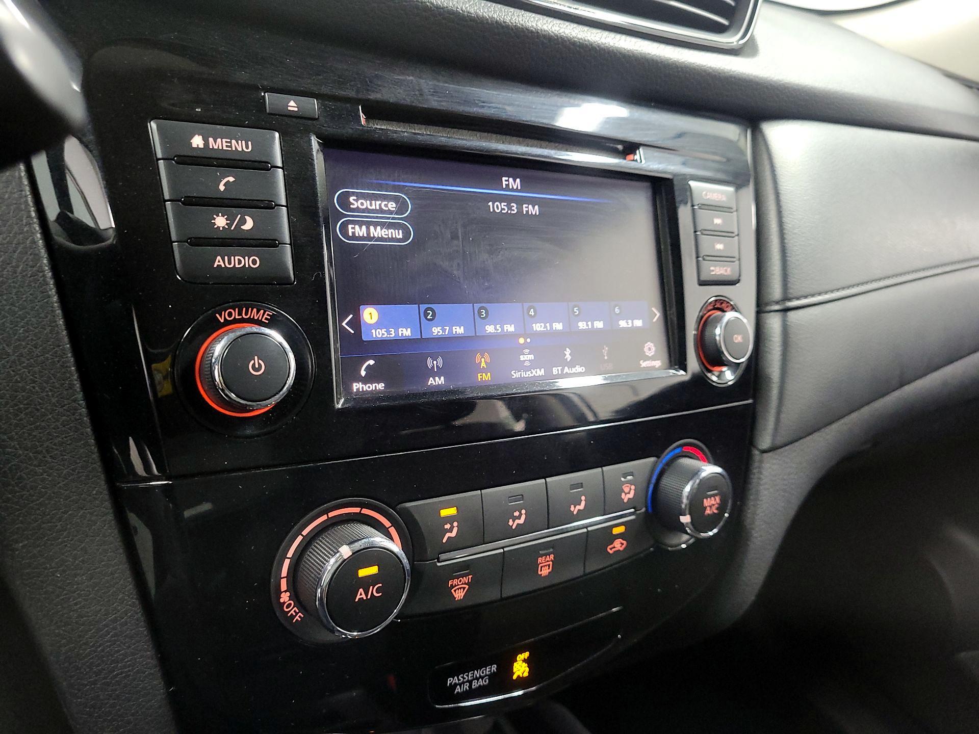 Thumbnail: 2019 Nissan Rogue - 13