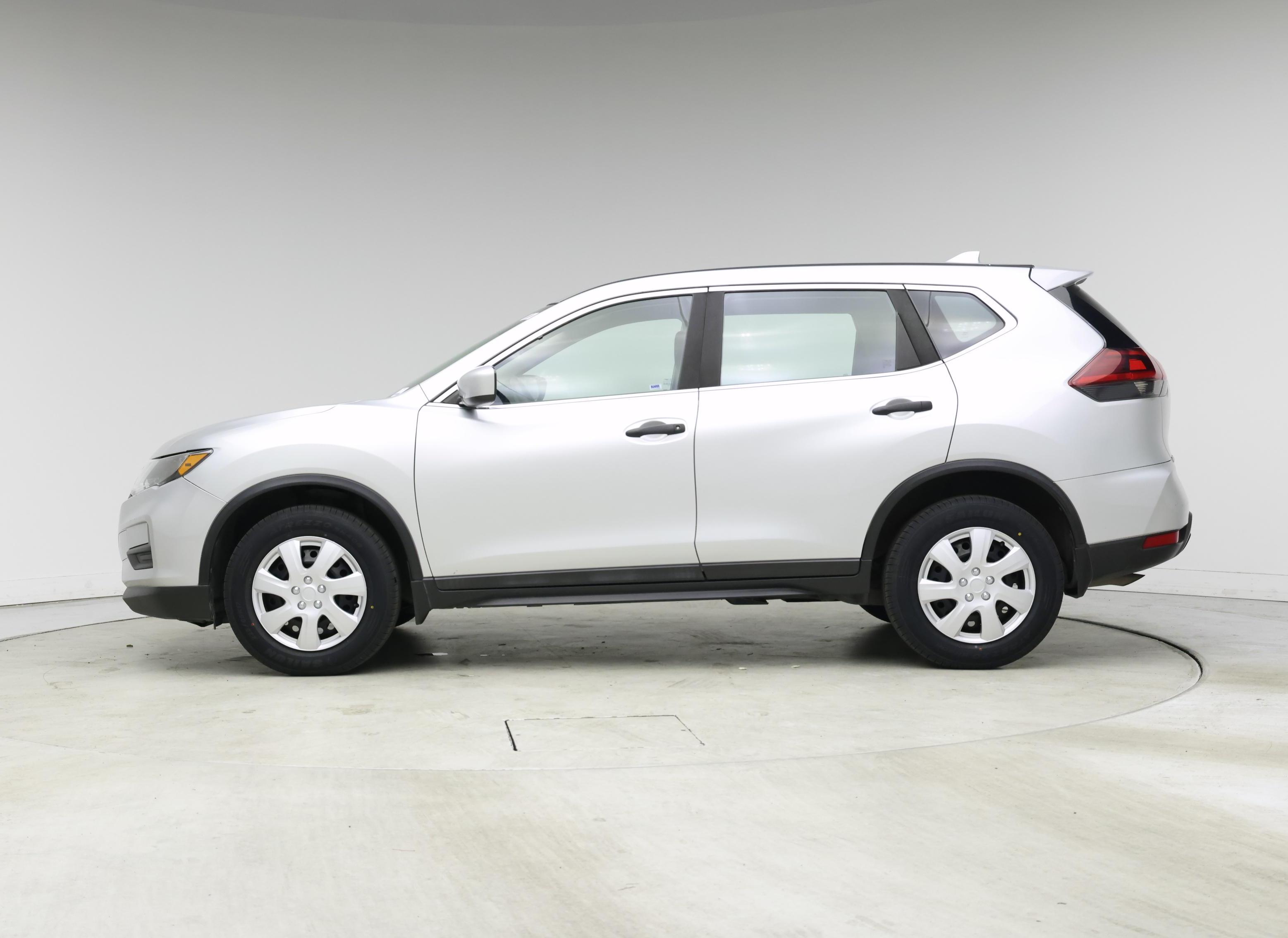 Thumbnail: 2019 Nissan Rogue - 3