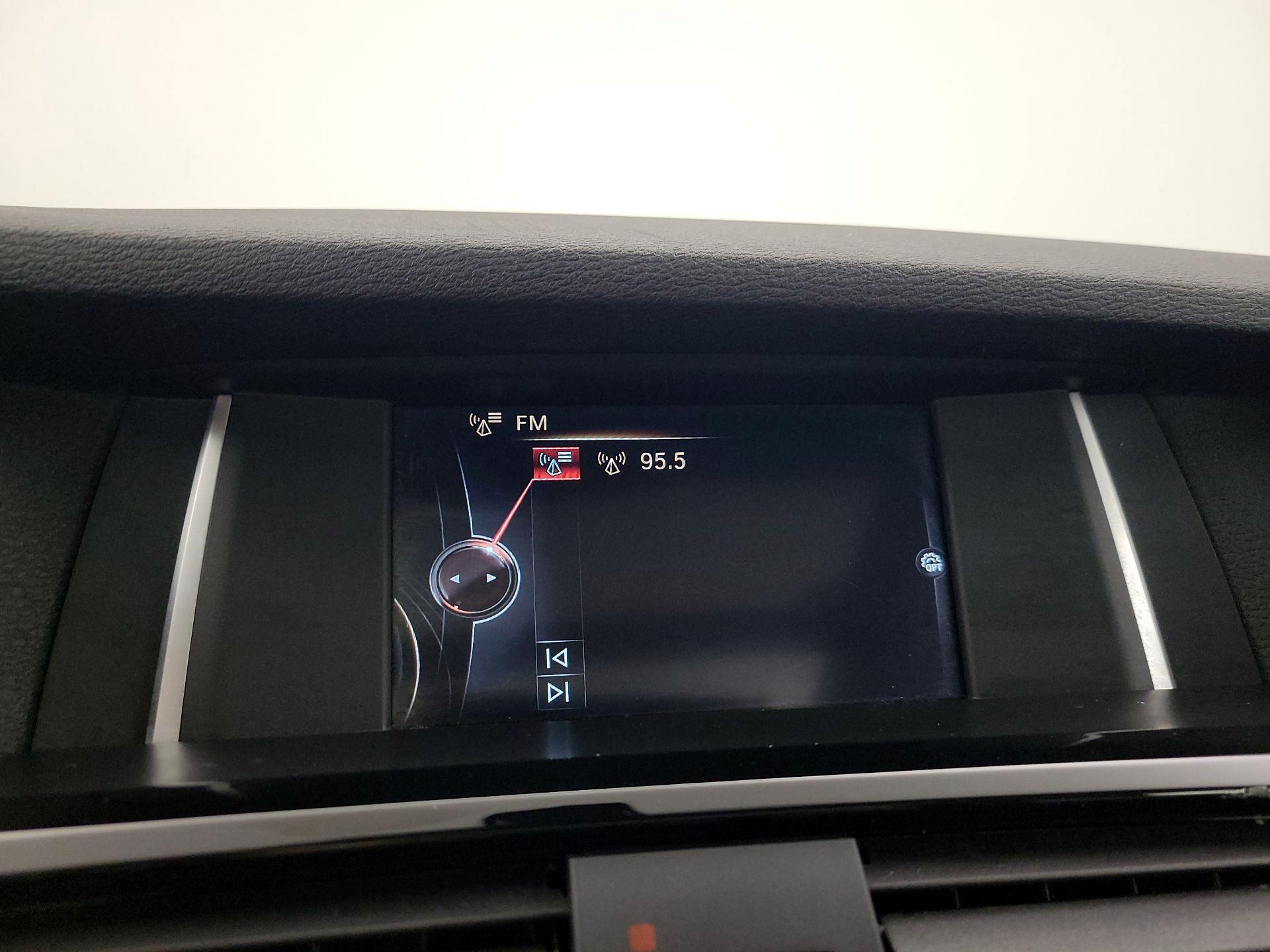 Thumbnail: 2017 BMW X3 - 15