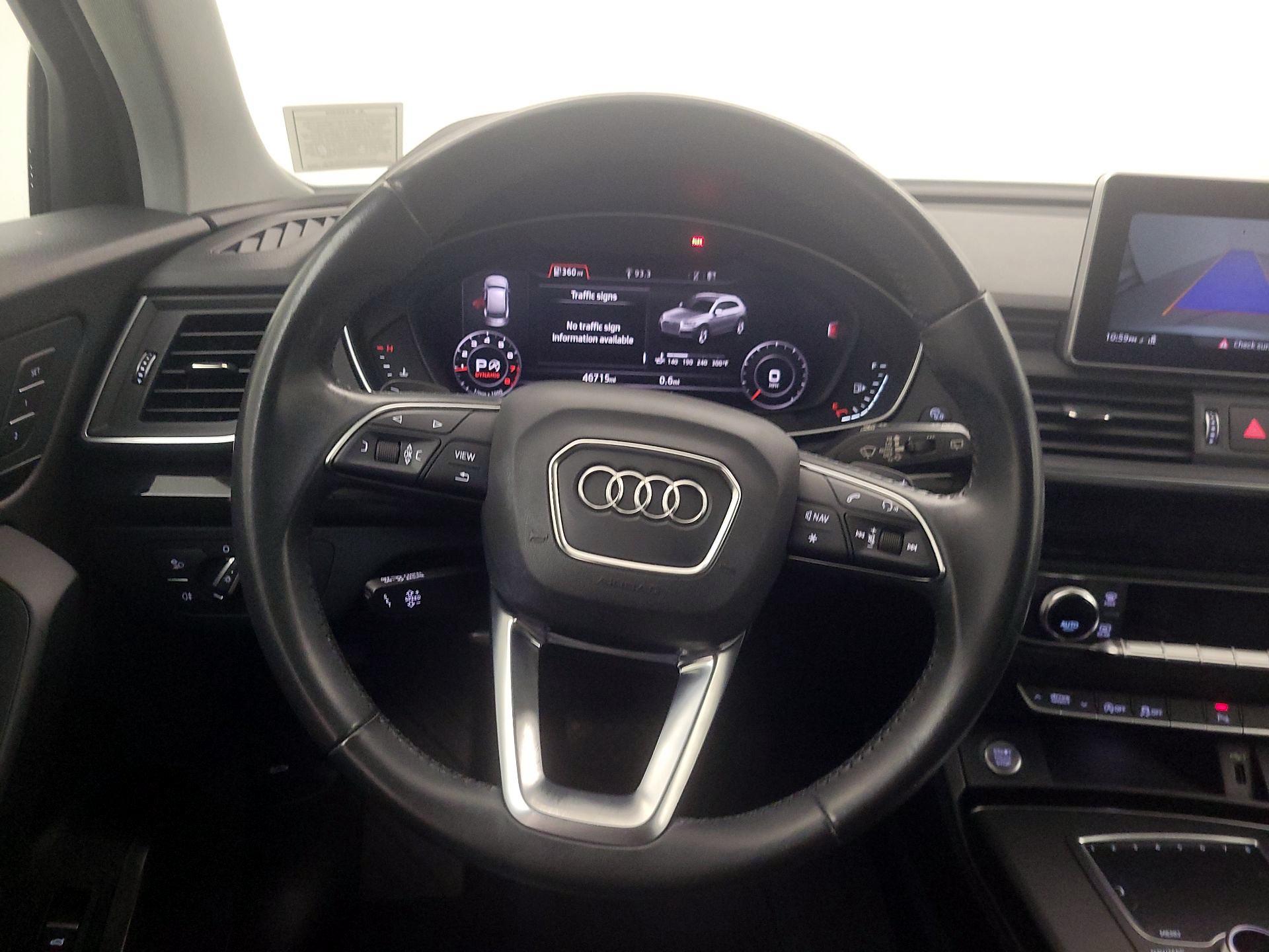 Thumbnail: 2020 Audi Q5 - 10