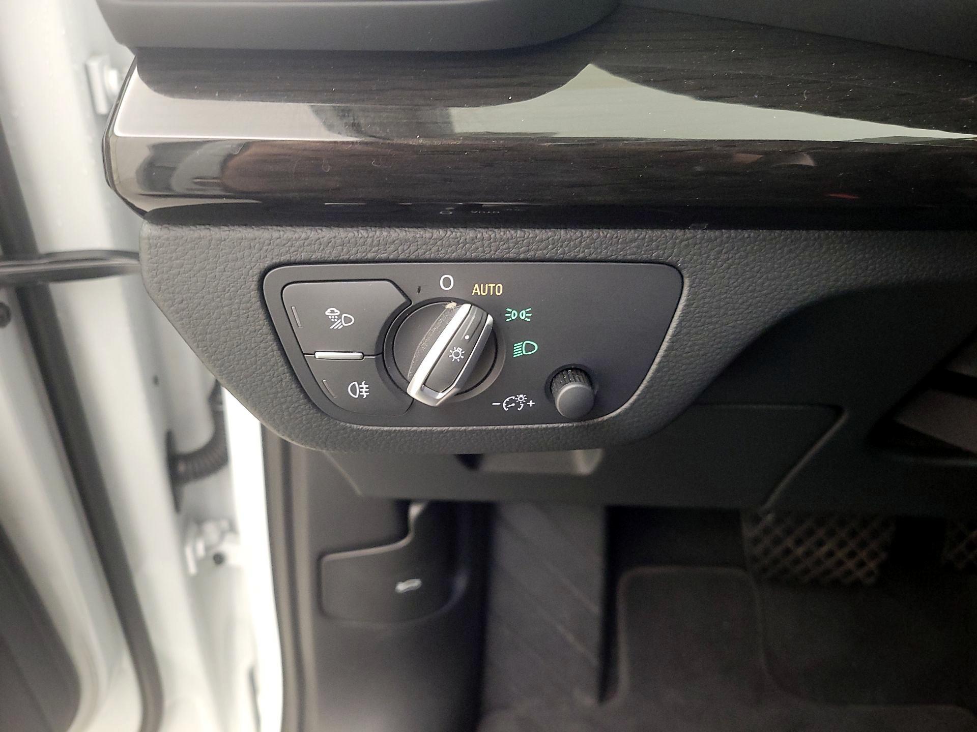 Thumbnail: 2020 Audi Q5 - 13