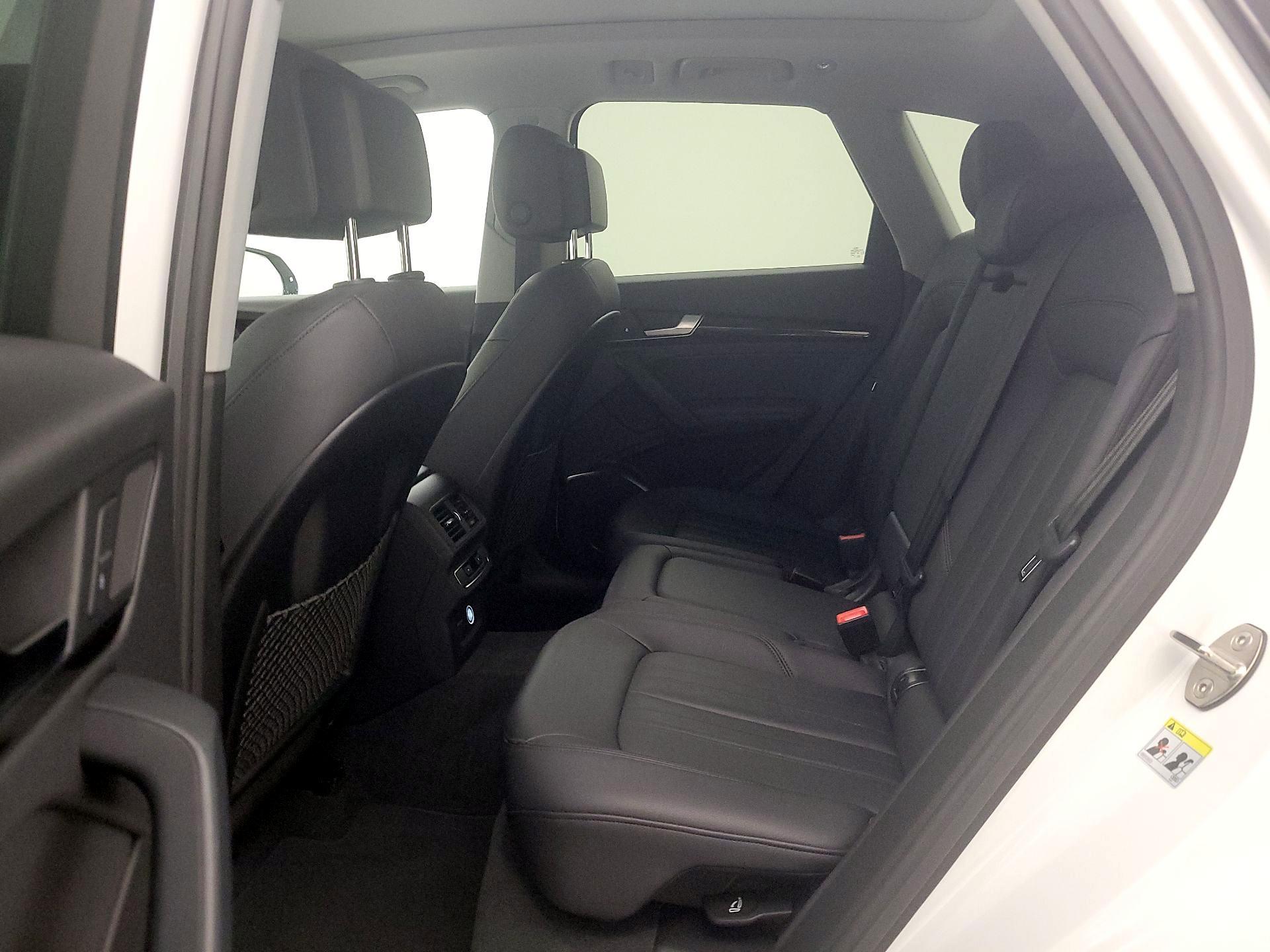 Thumbnail: 2020 Audi Q5 - 19