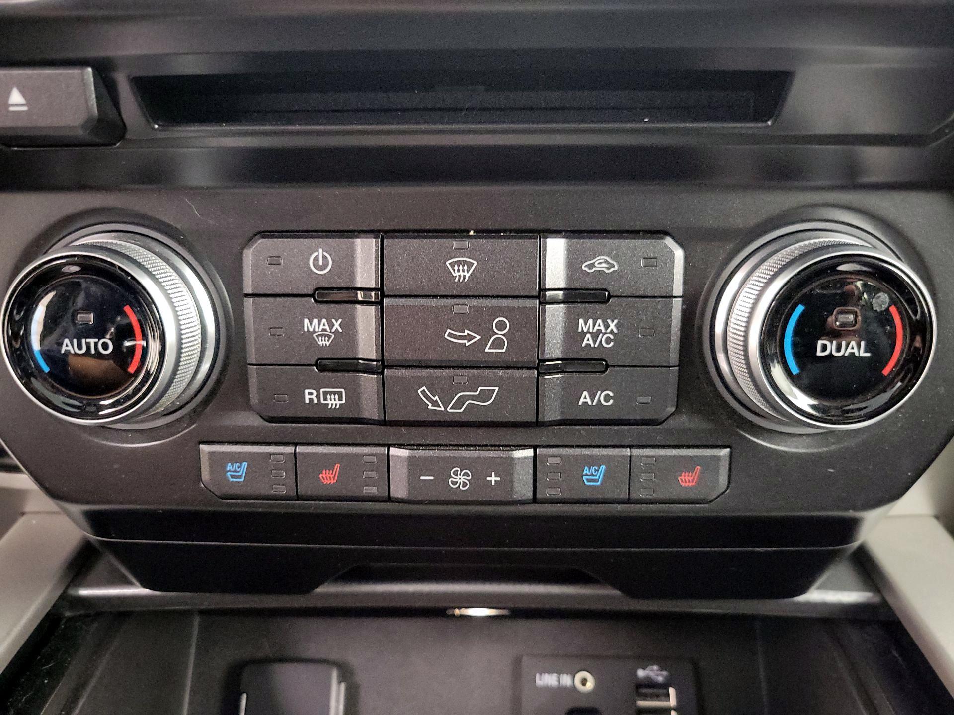 Thumbnail: 2015 Ford F-150 - 16