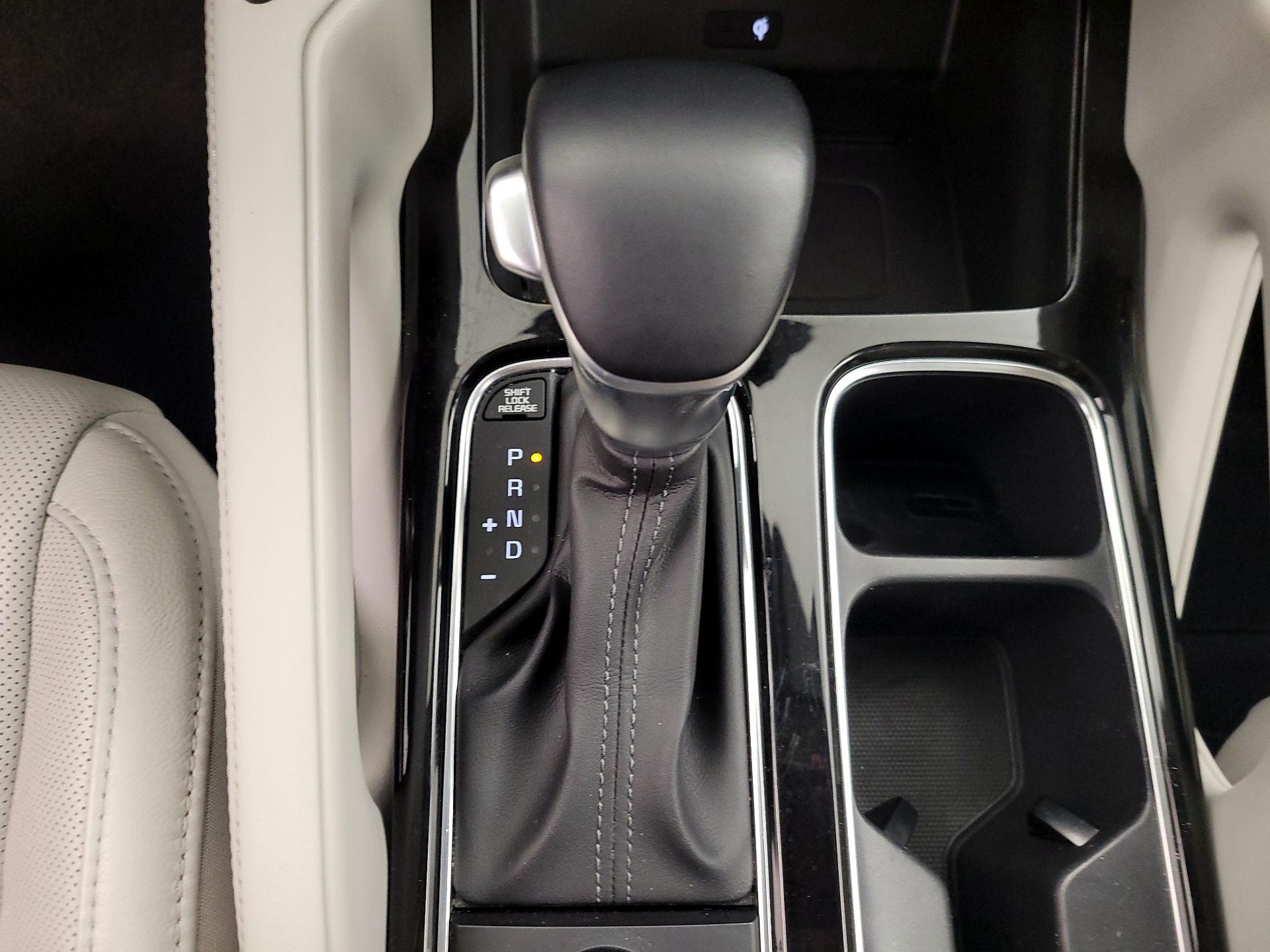 Thumbnail: 2020 Kia Telluride - 18