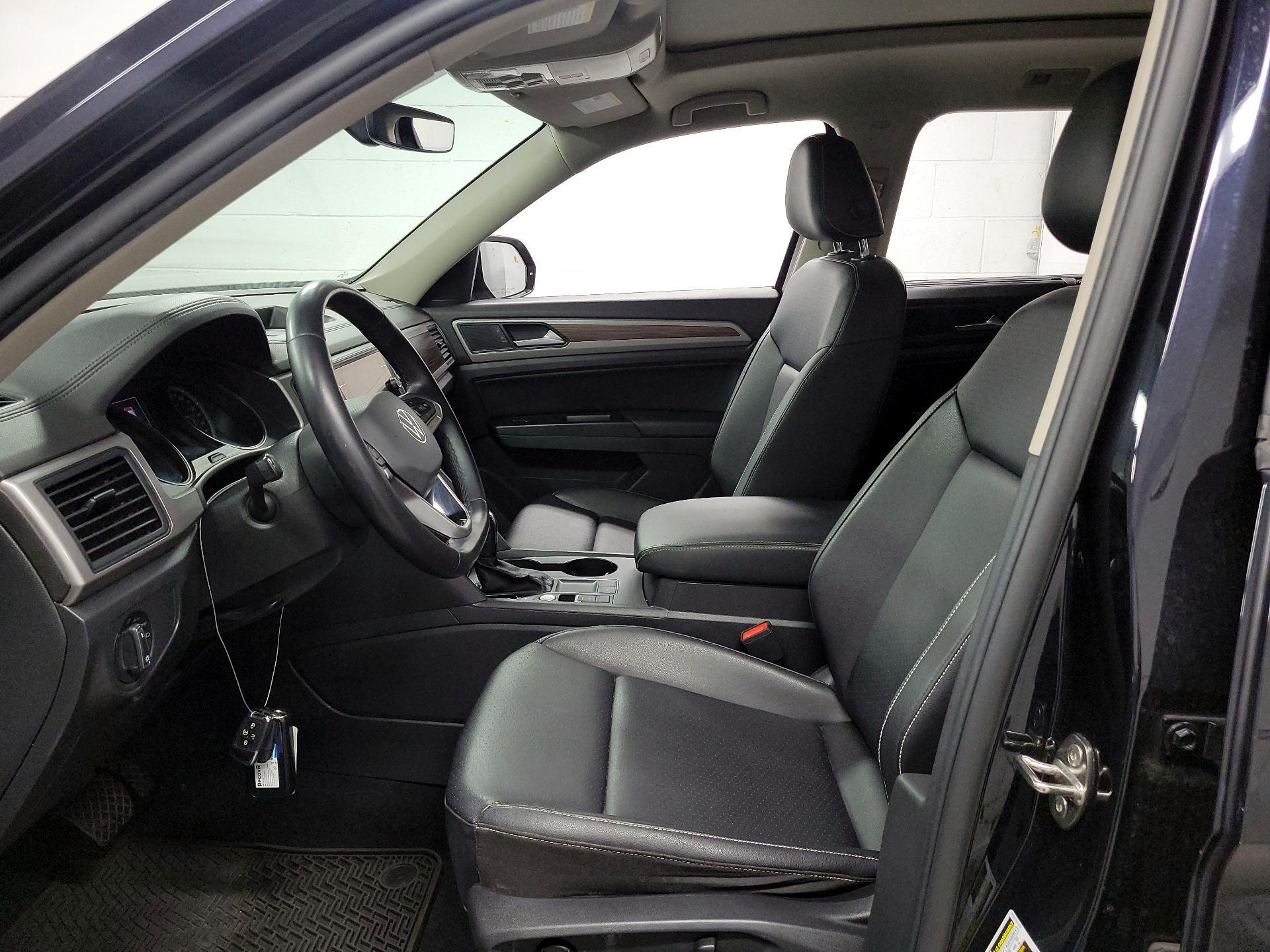 Thumbnail: 2021 Volkswagen Atlas - 9