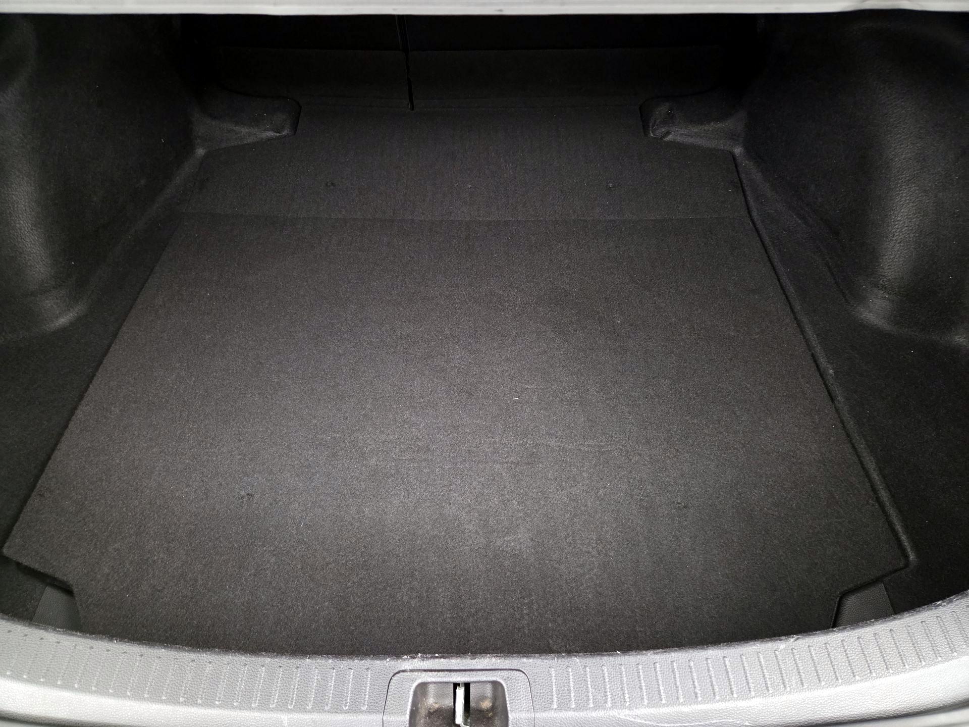 Thumbnail: 2022 Toyota Corolla - 20