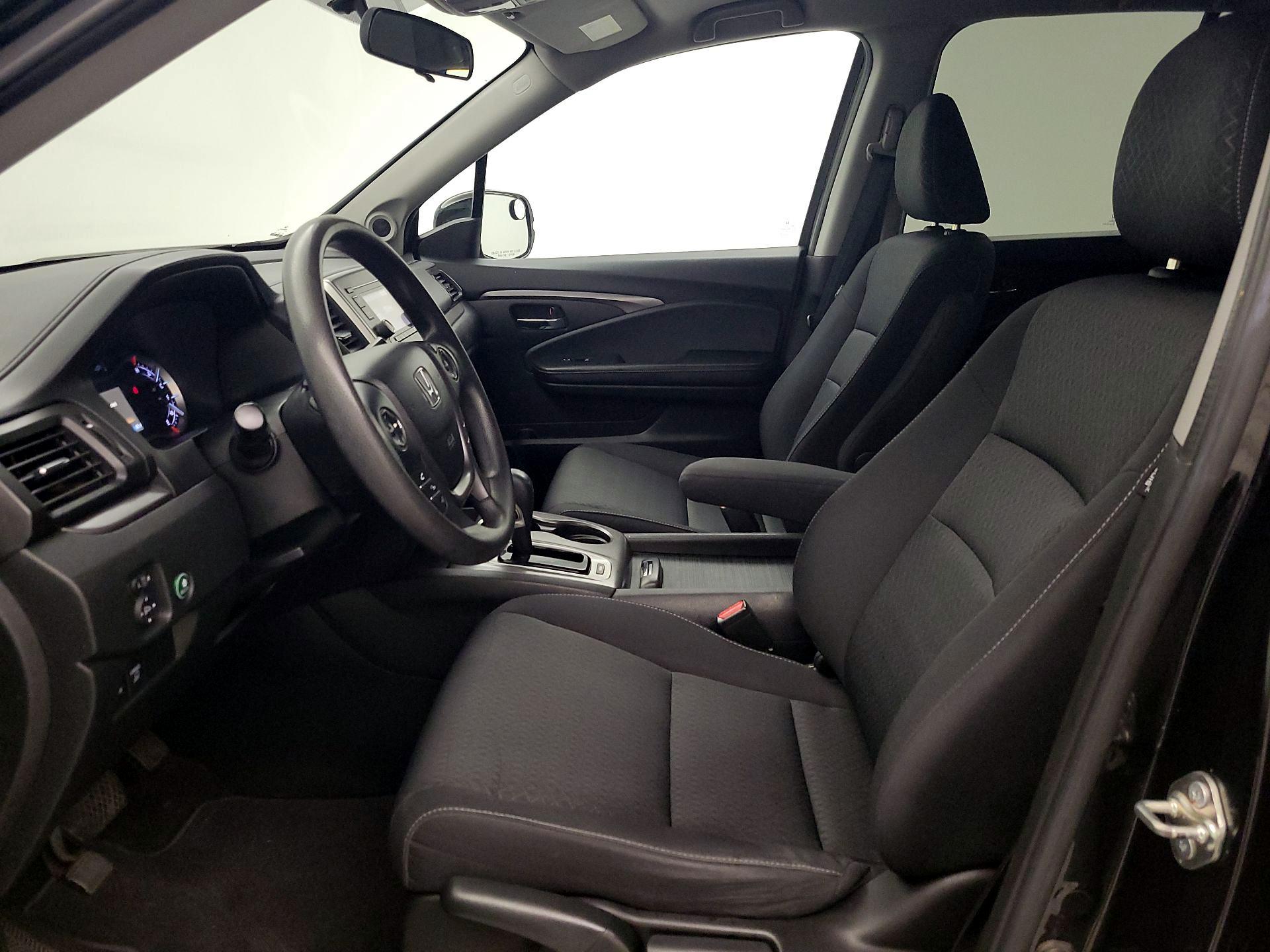 Thumbnail: 2017 Honda Ridgeline - 11