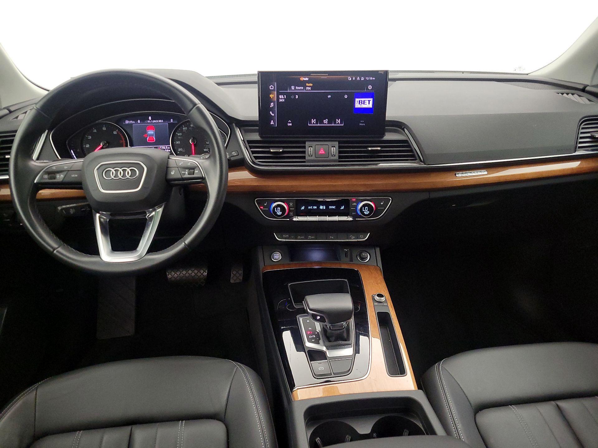 Thumbnail: 2023 Audi Q5 - 9