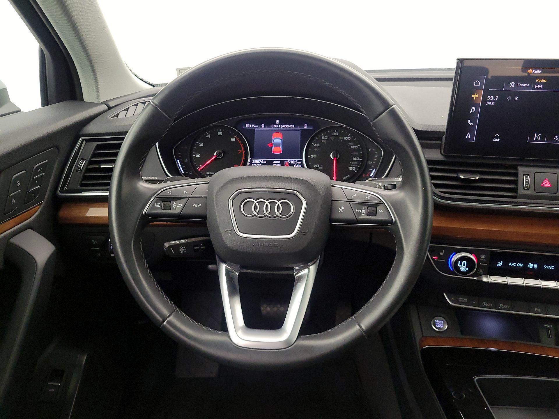 Thumbnail: 2023 Audi Q5 - 10