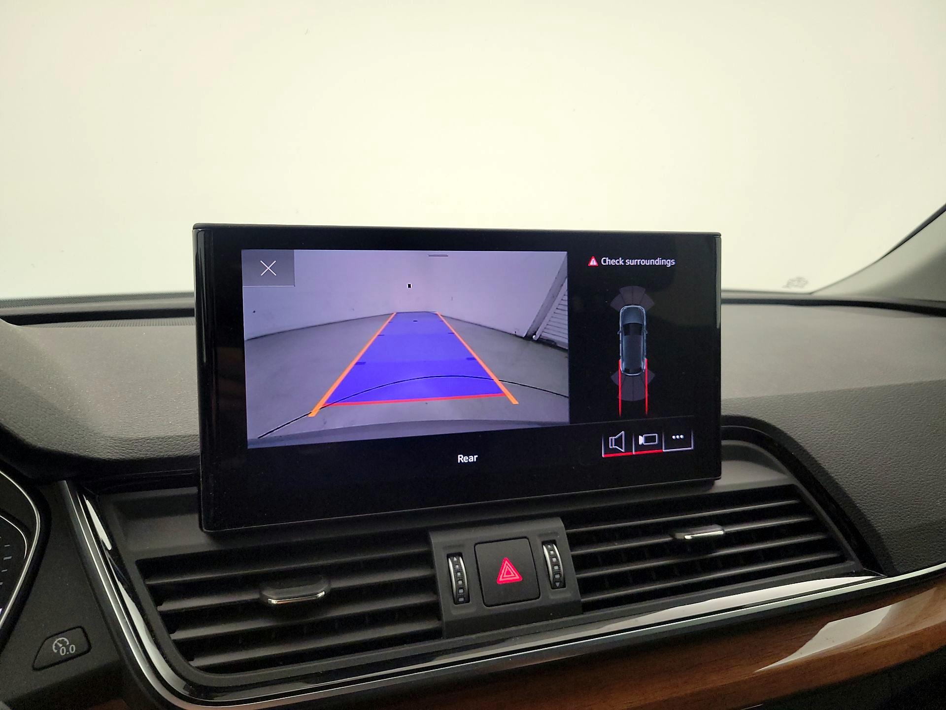 Thumbnail: 2023 Audi Q5 - 15