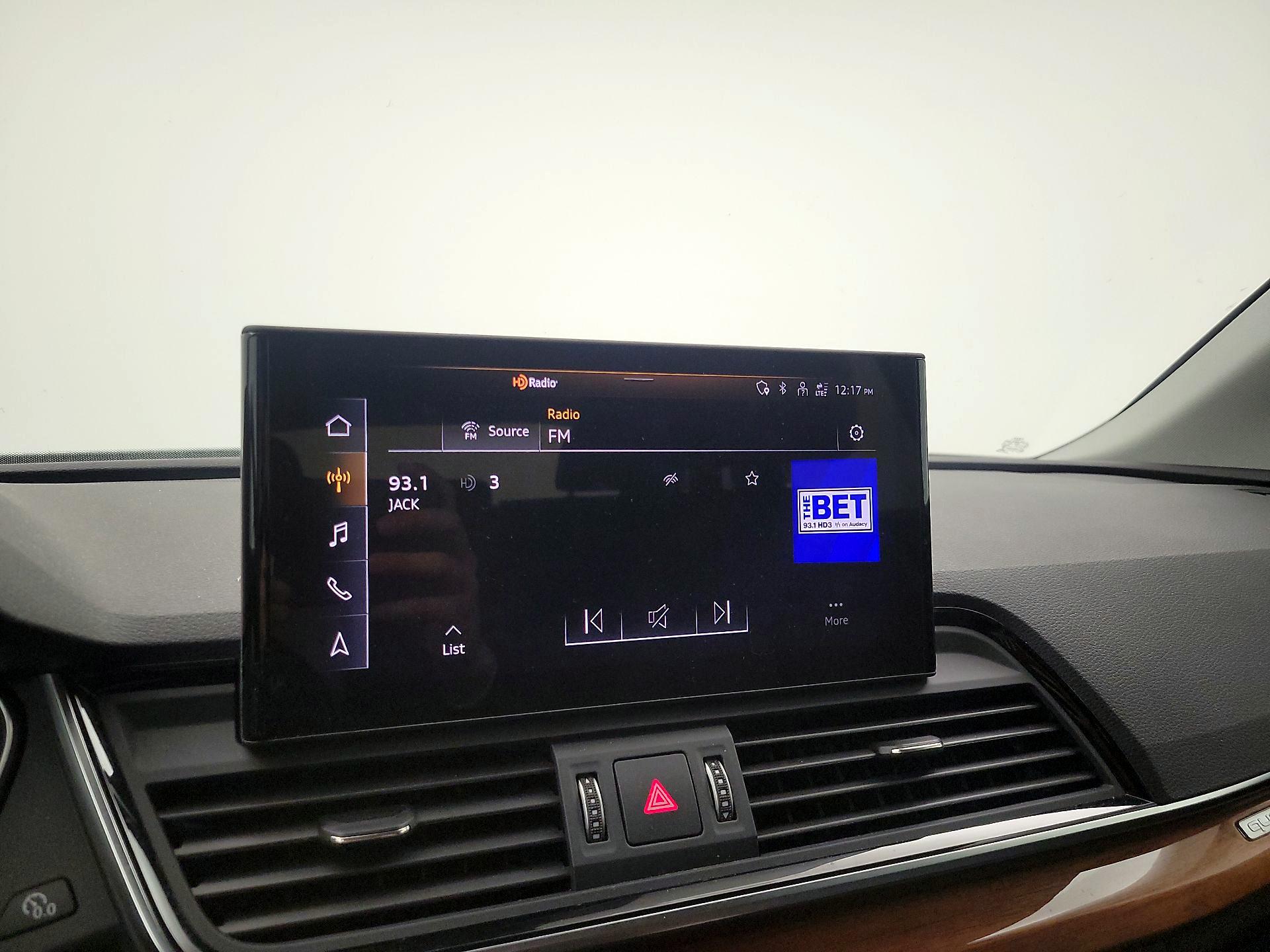 Thumbnail: 2023 Audi Q5 - 16