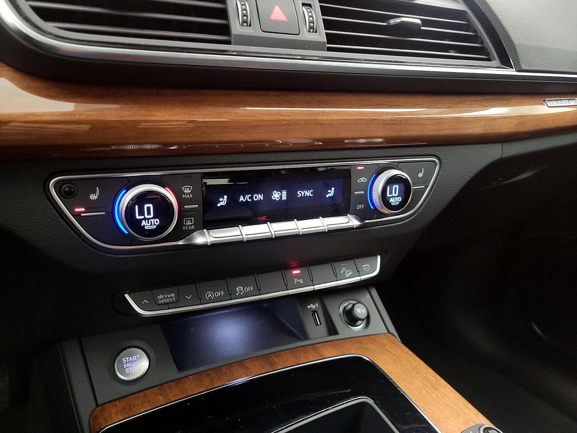 Thumbnail: 2023 Audi Q5 - 17