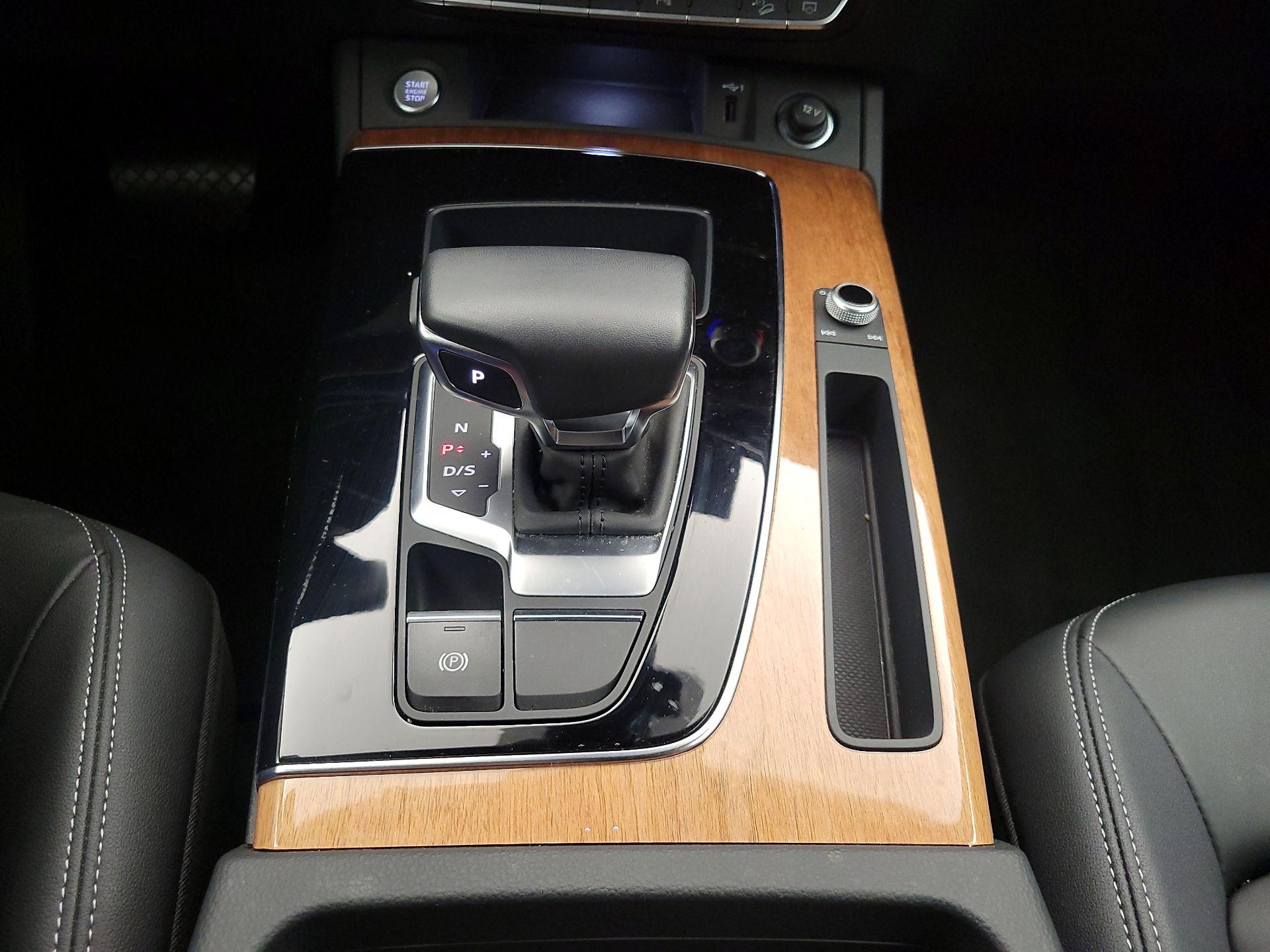 Thumbnail: 2023 Audi Q5 - 18