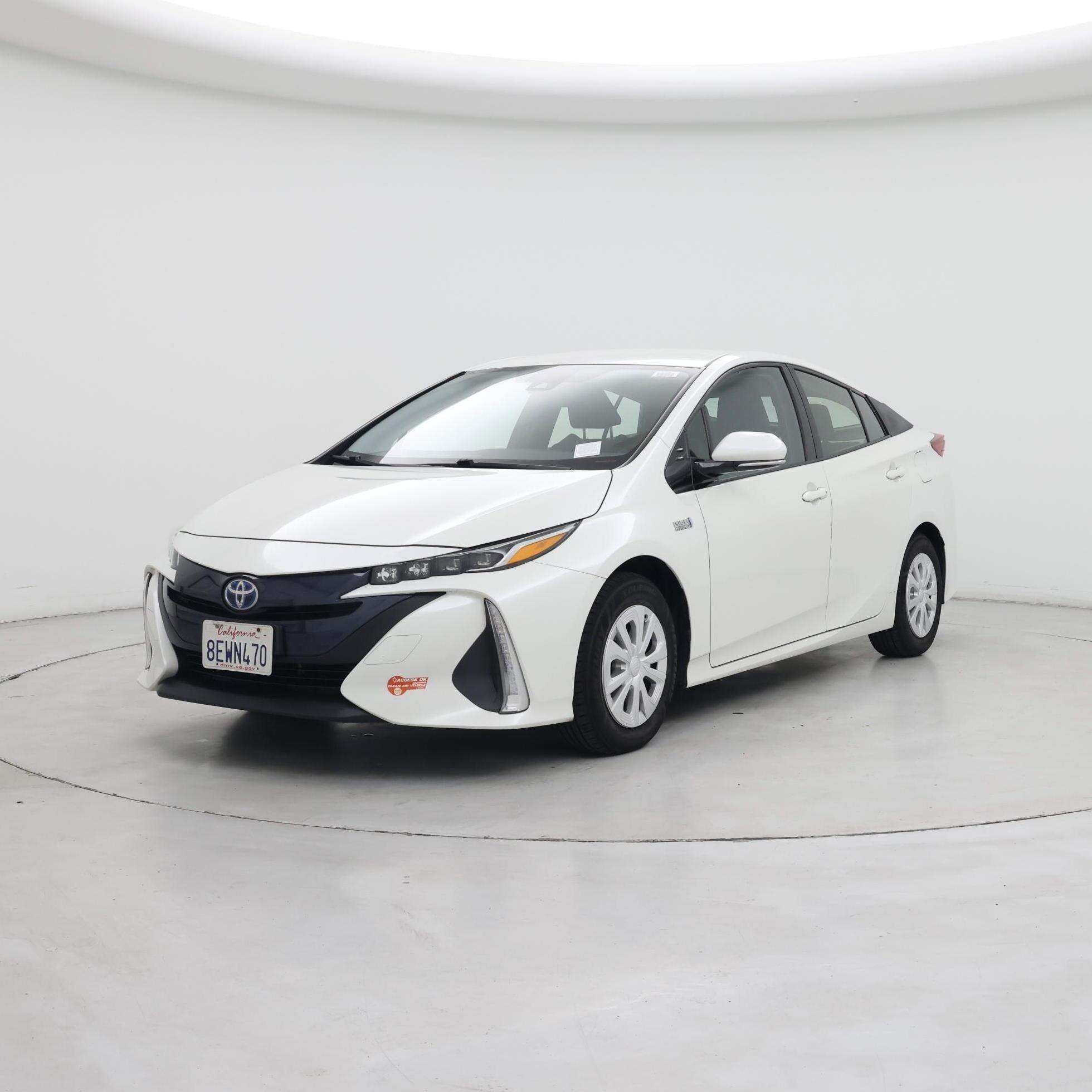 Thumbnail: 2018 Toyota Prius Prime - 4