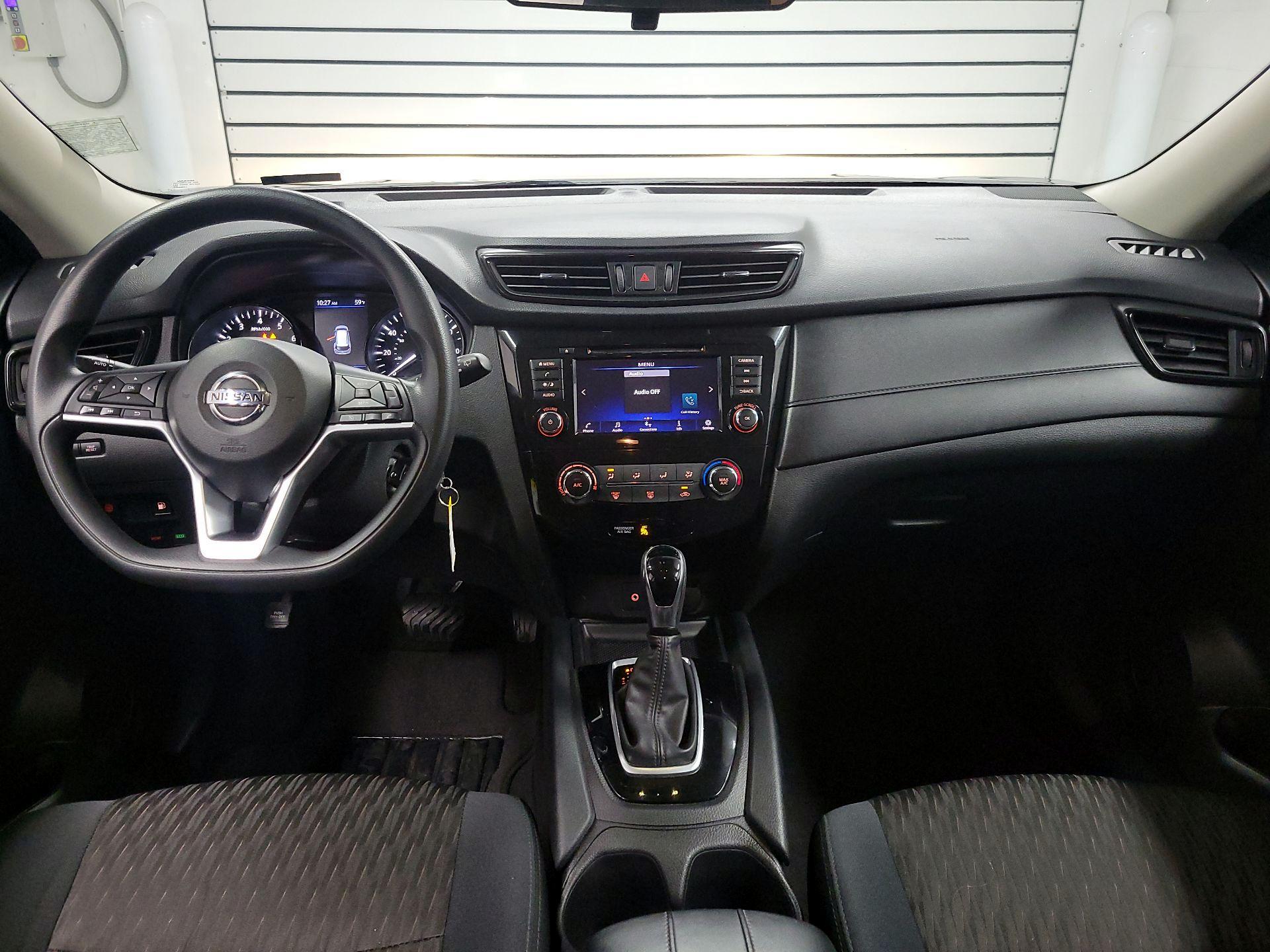 Thumbnail: 2019 Nissan Rogue - 9