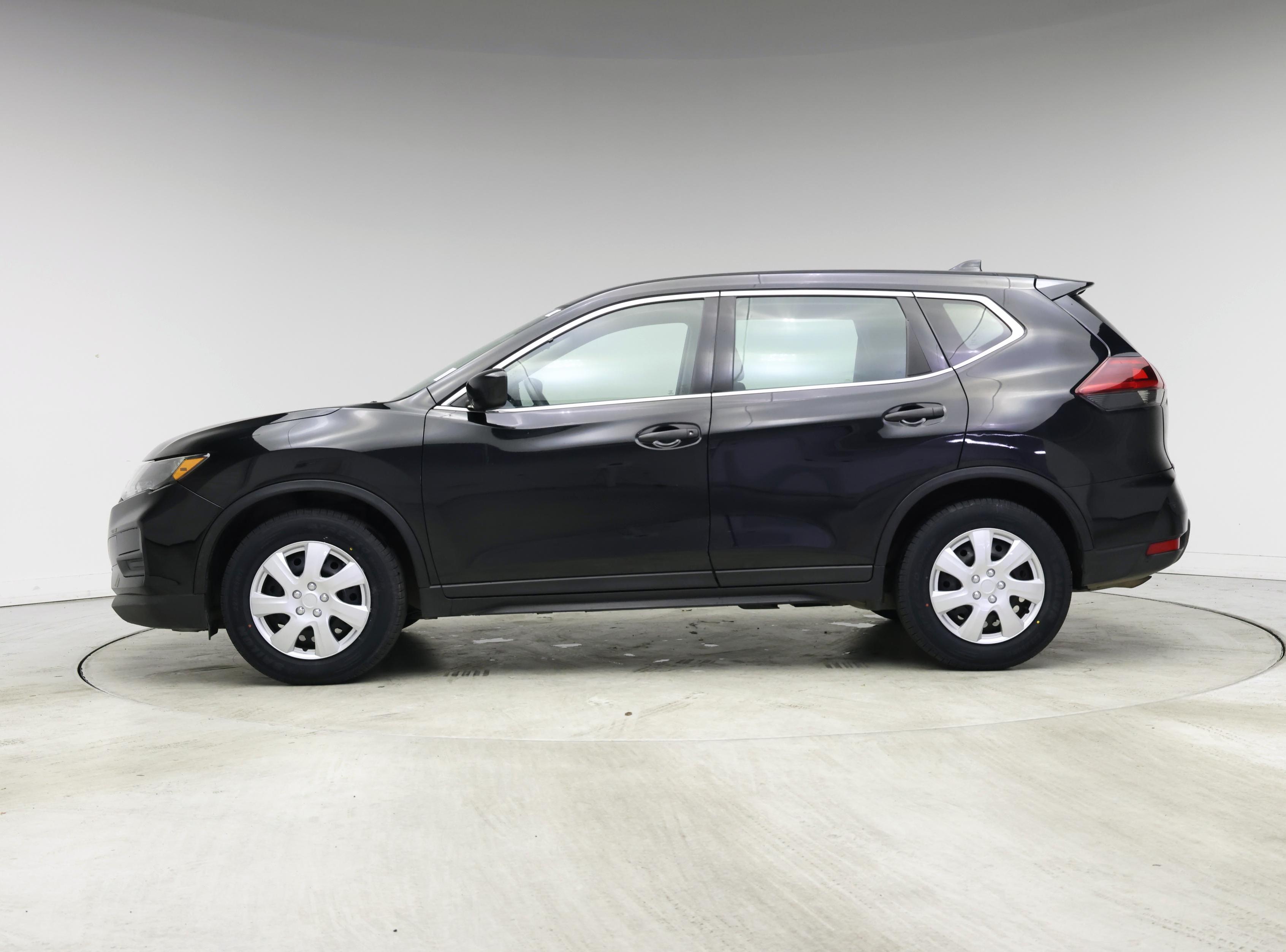 Thumbnail: 2019 Nissan Rogue - 3