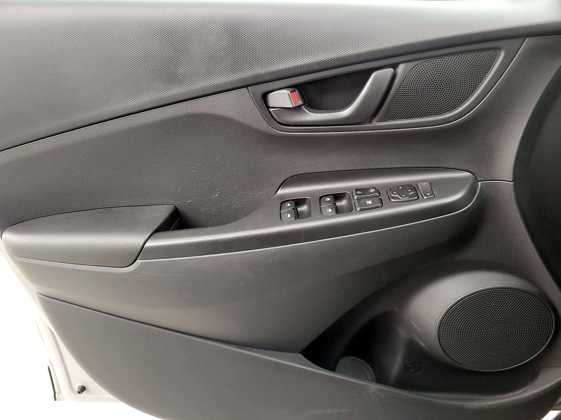 Thumbnail: 2023 Hyundai Kona - 12