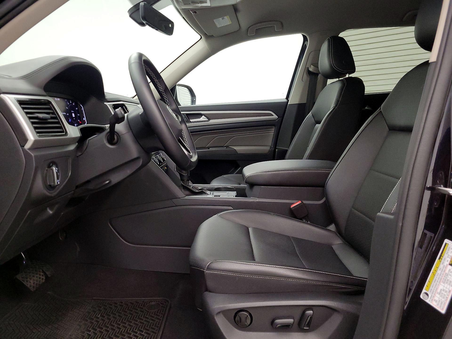 Thumbnail: 2022 Volkswagen Atlas - 11