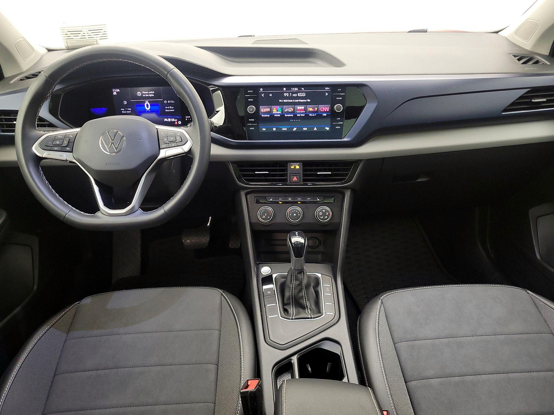 Thumbnail: 2022 Volkswagen Taos - 9