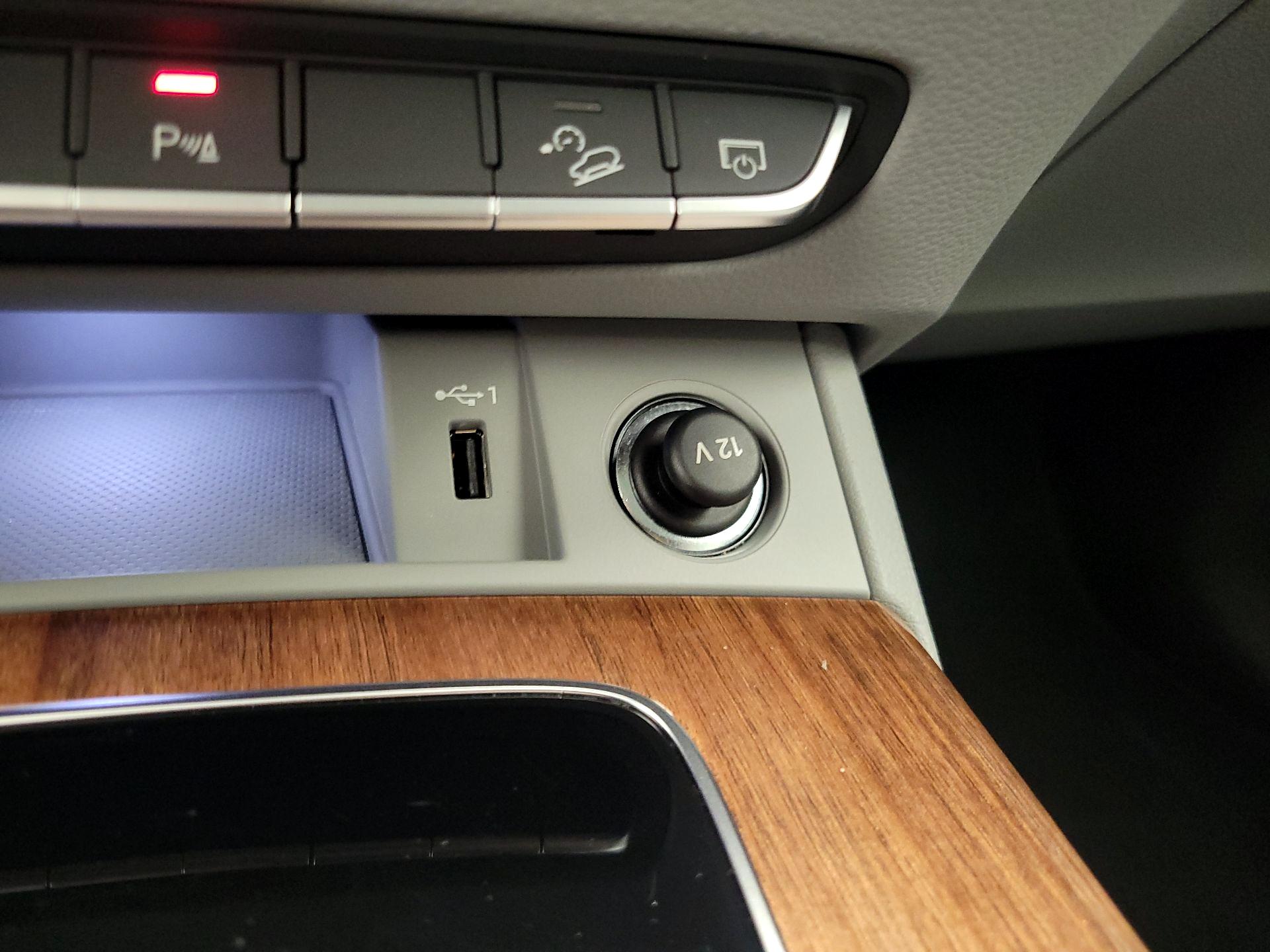 Thumbnail: 2022 Audi Q5 - 18