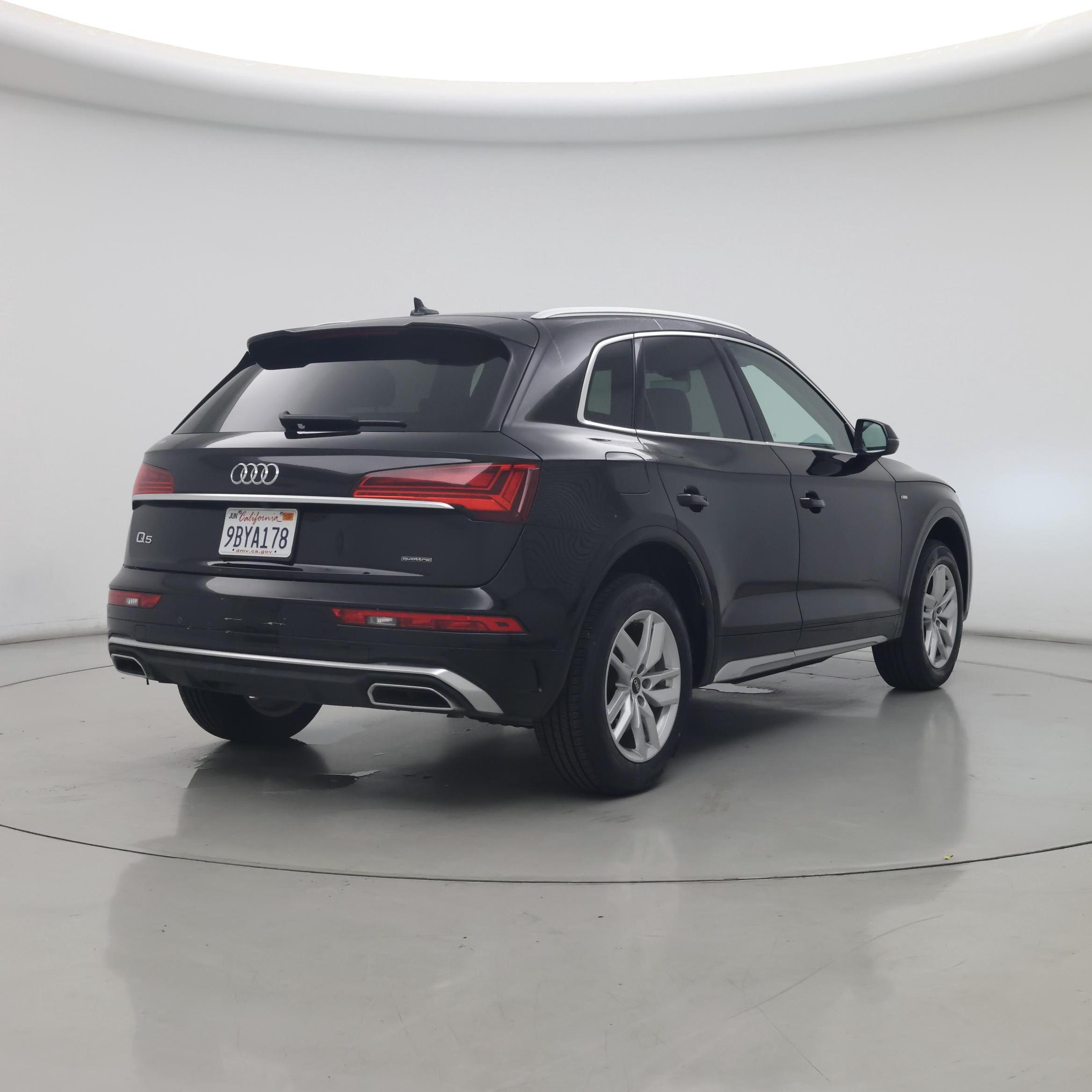Thumbnail: 2022 Audi Q5 - 8