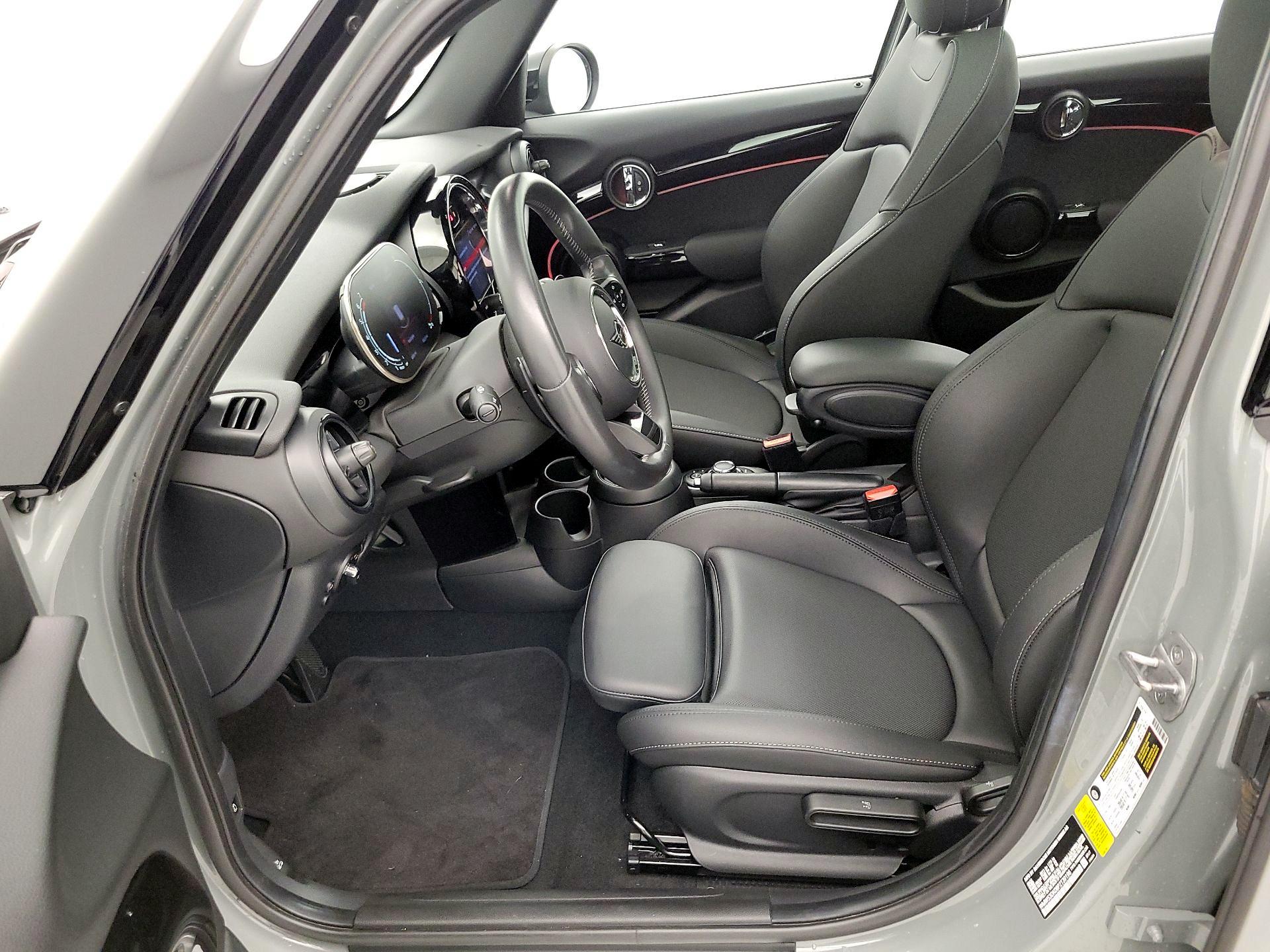 Thumbnail: 2023 MINI Cooper Hardtop - 11