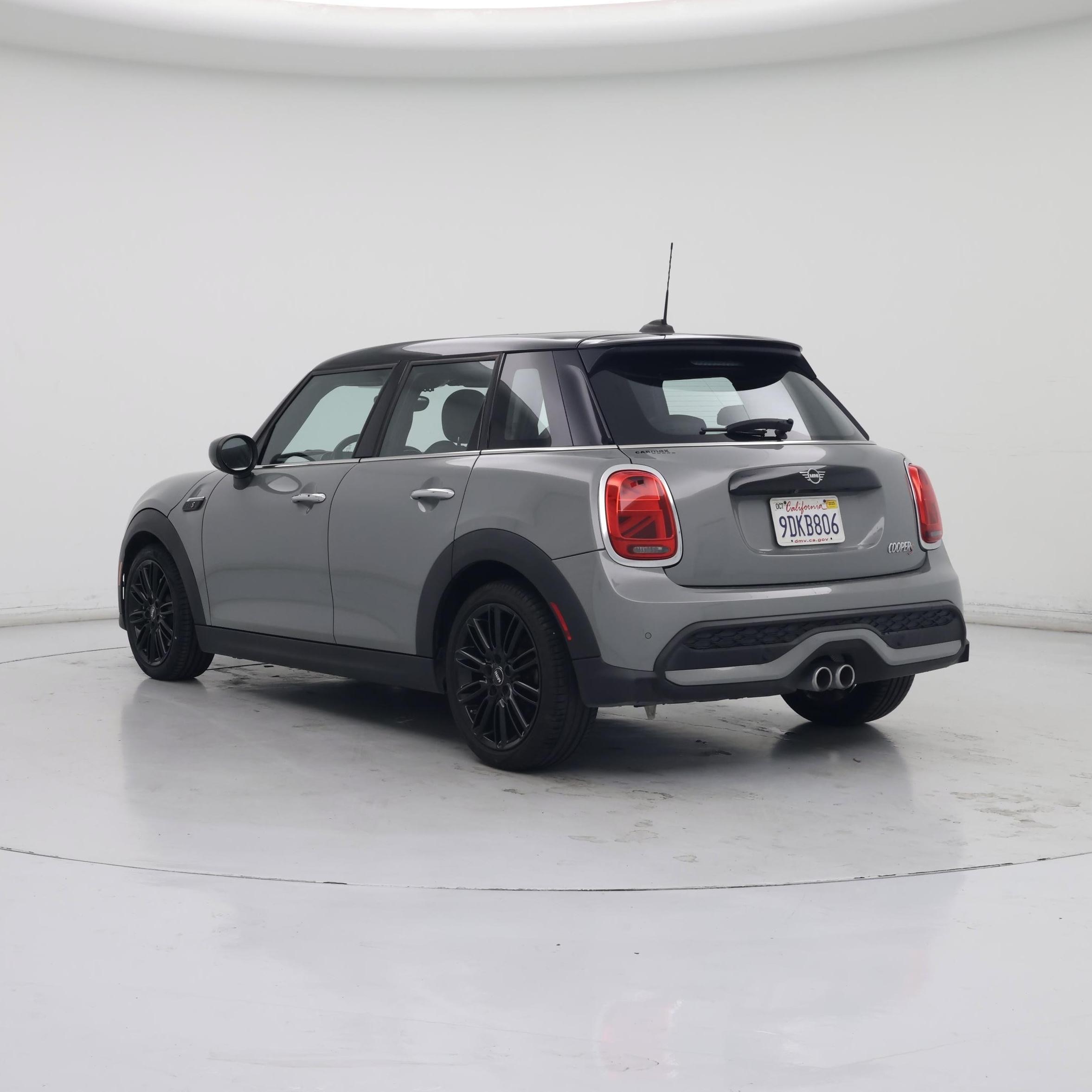 Thumbnail: 2023 MINI Cooper Hardtop - 2