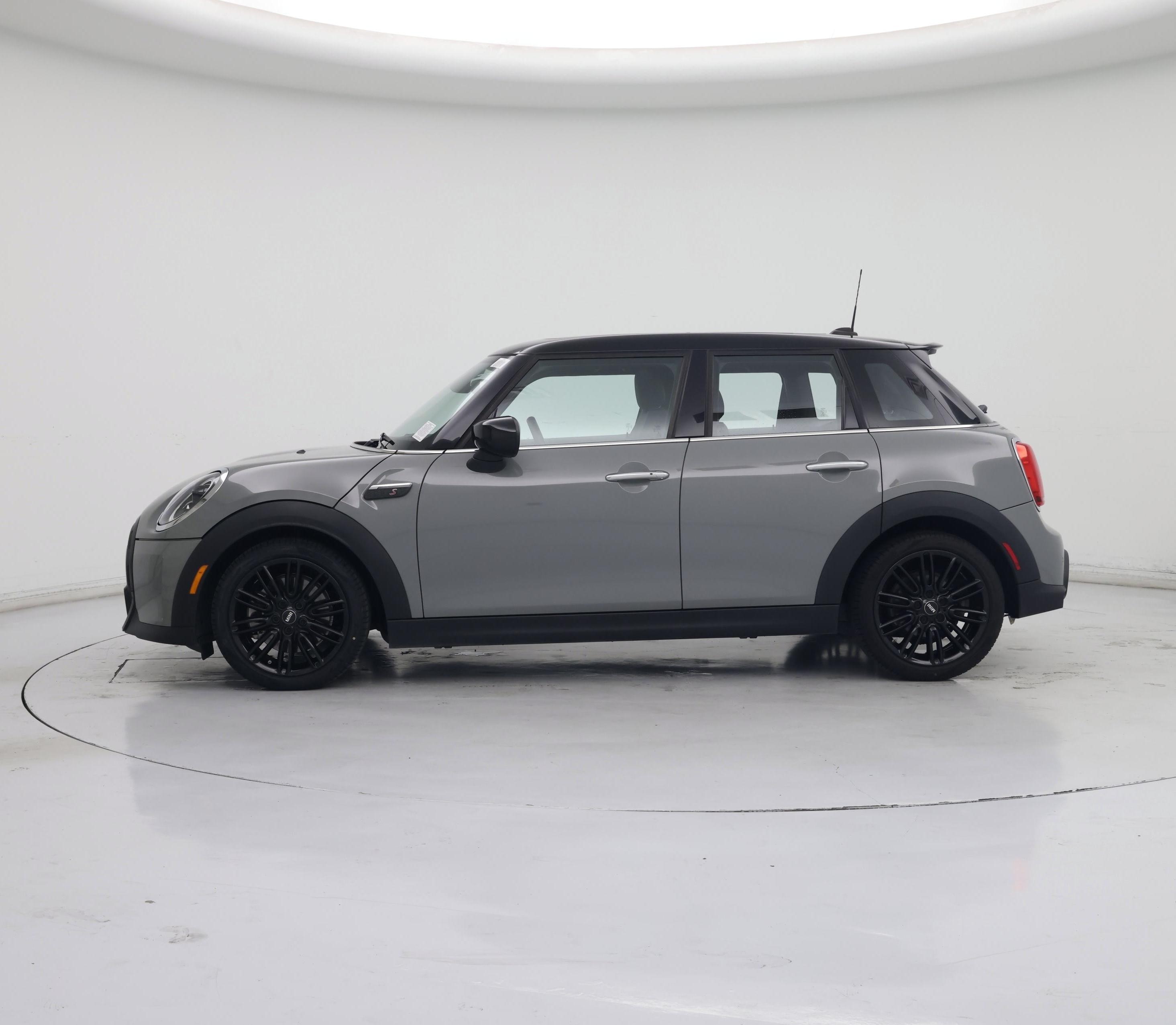 Thumbnail: 2023 MINI Cooper Hardtop - 3