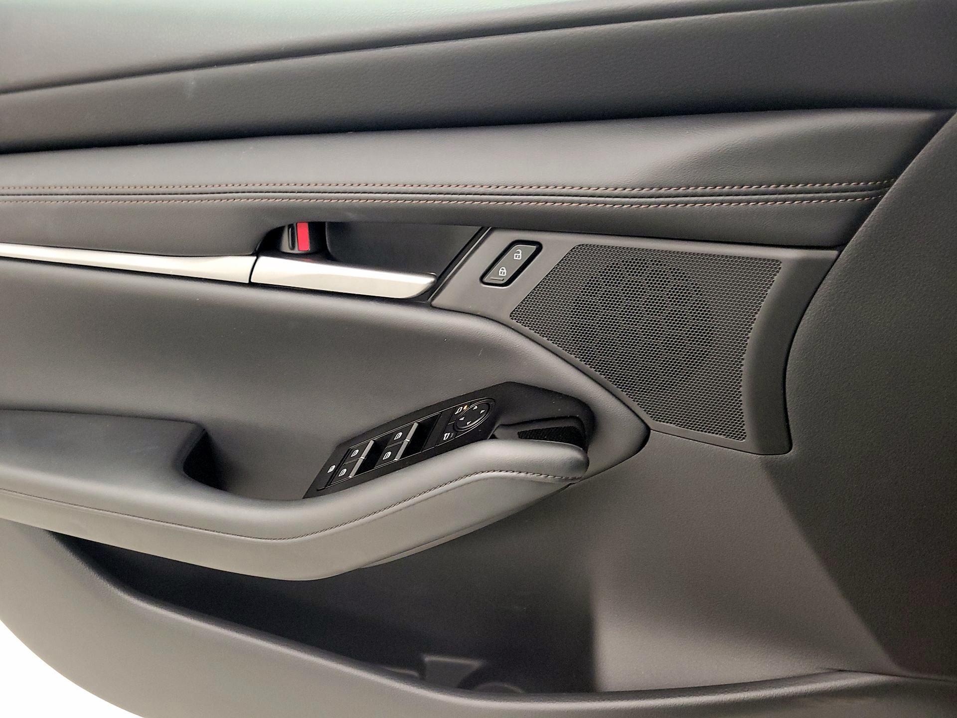 Thumbnail: 2025 Mazda Mazda3 - 12