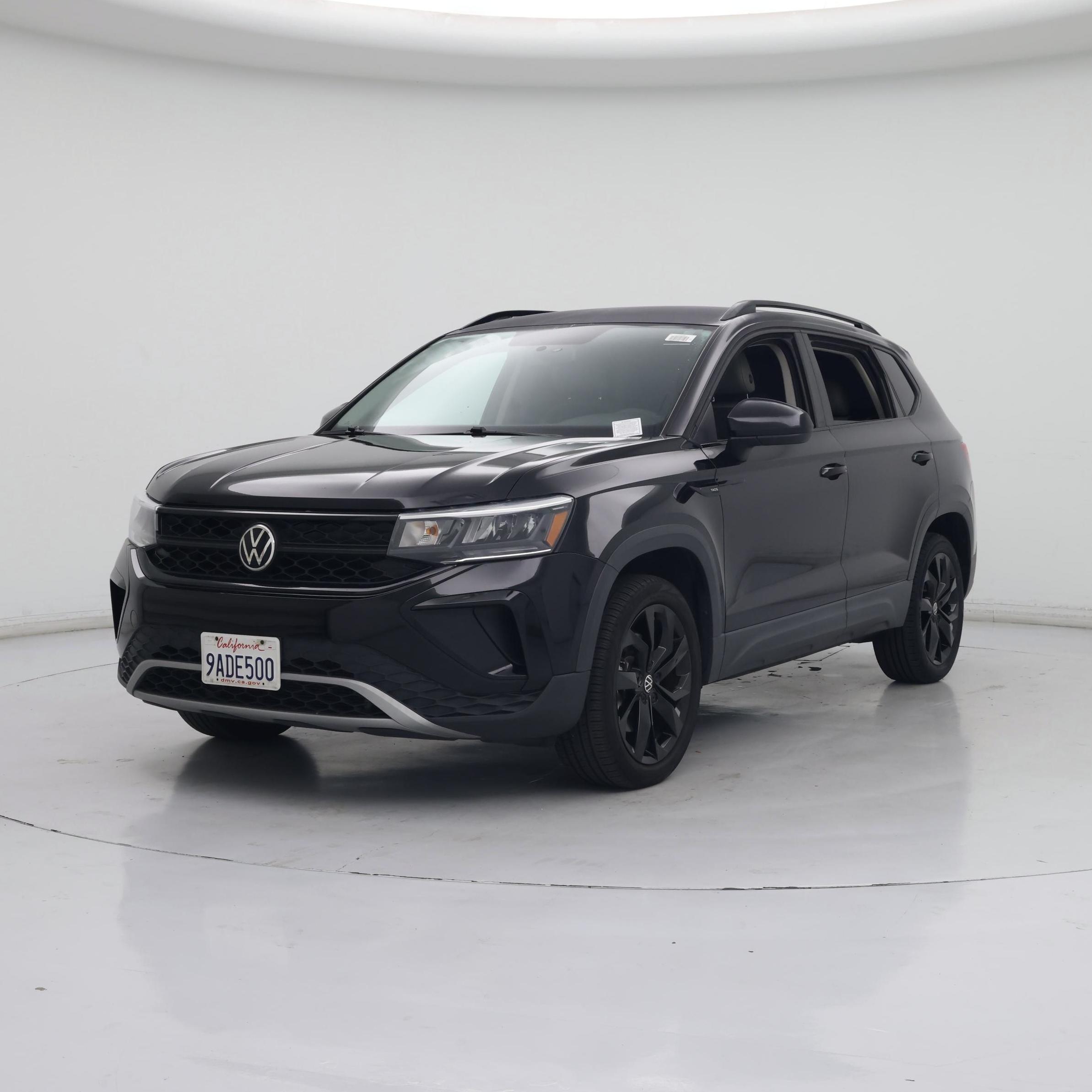 Thumbnail: 2022 Volkswagen Taos - 4