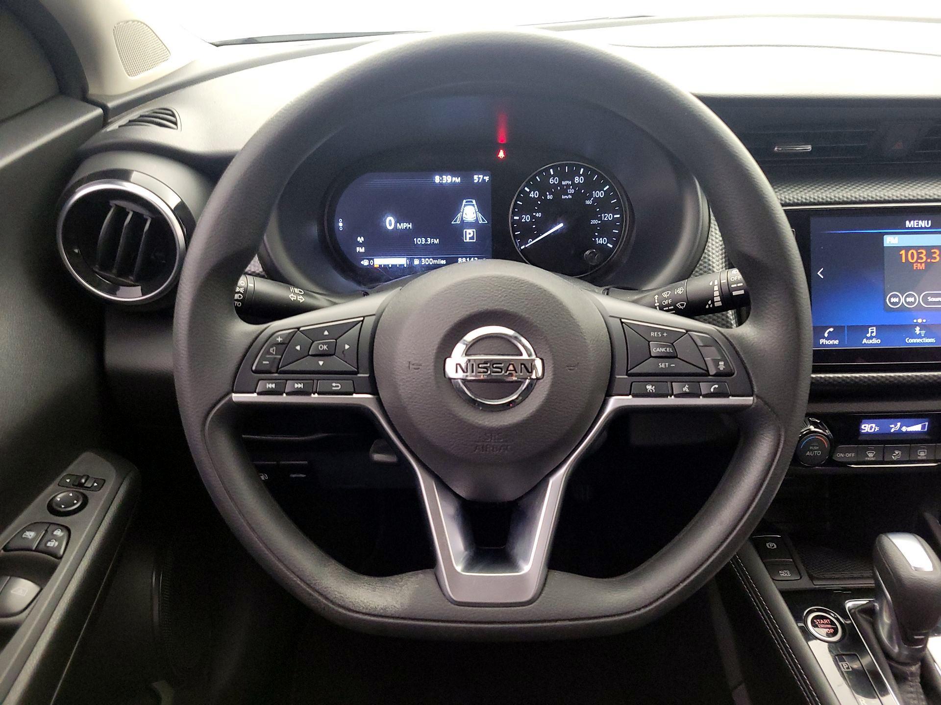 Thumbnail: 2021 Nissan Kicks - 10