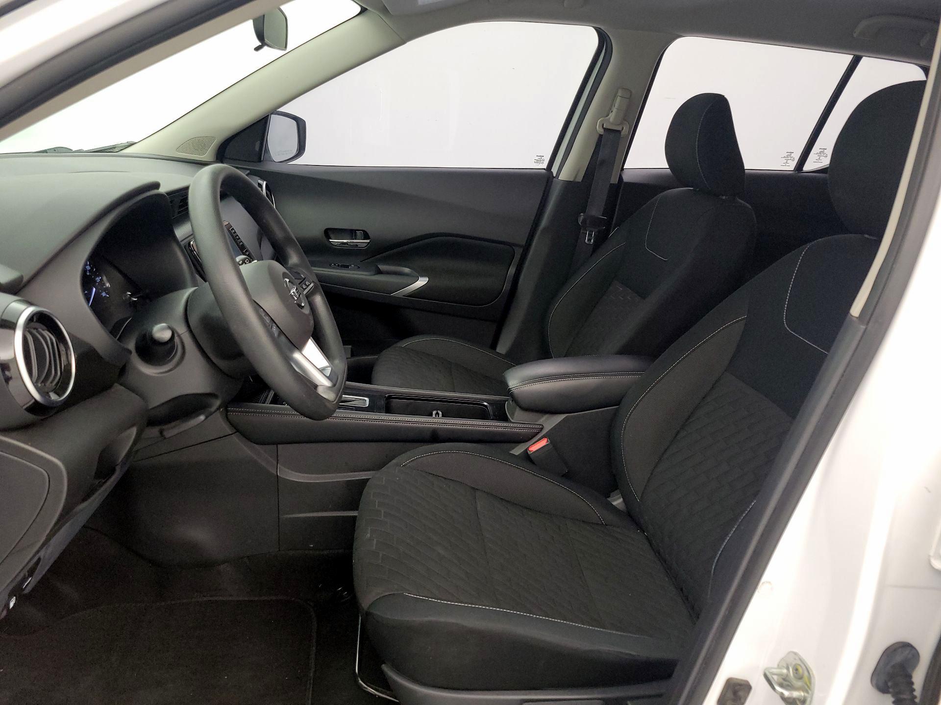 Thumbnail: 2021 Nissan Kicks - 11